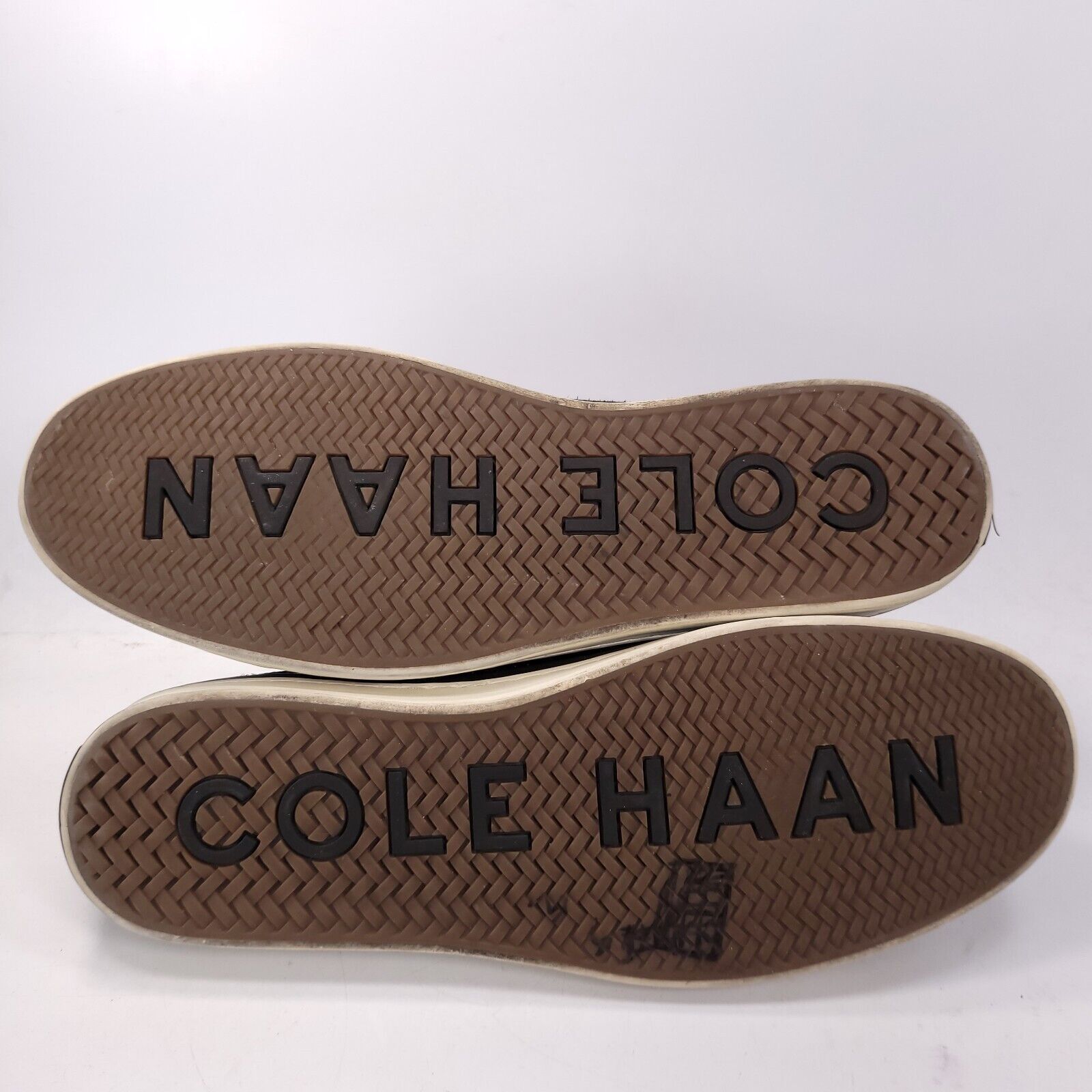 Cole Haan Cole Haan Grand OS Suede Shoe Mens Size 12 Black White Size US 12 / EU 45 - 7 Thumbnail