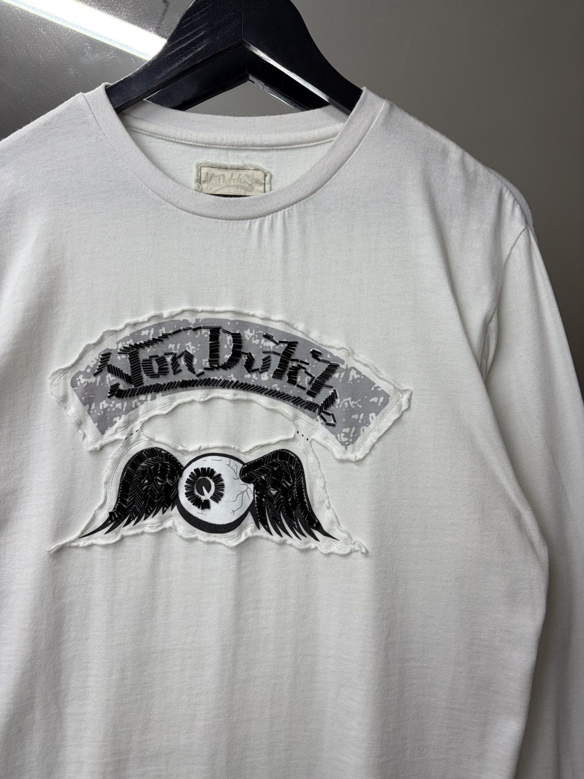 Von Dutch Vintage y2k Von Dutch White Longs-levee Embossed Logo Tee Size US XL / EU 56 / 4 - 6 Thumbnail