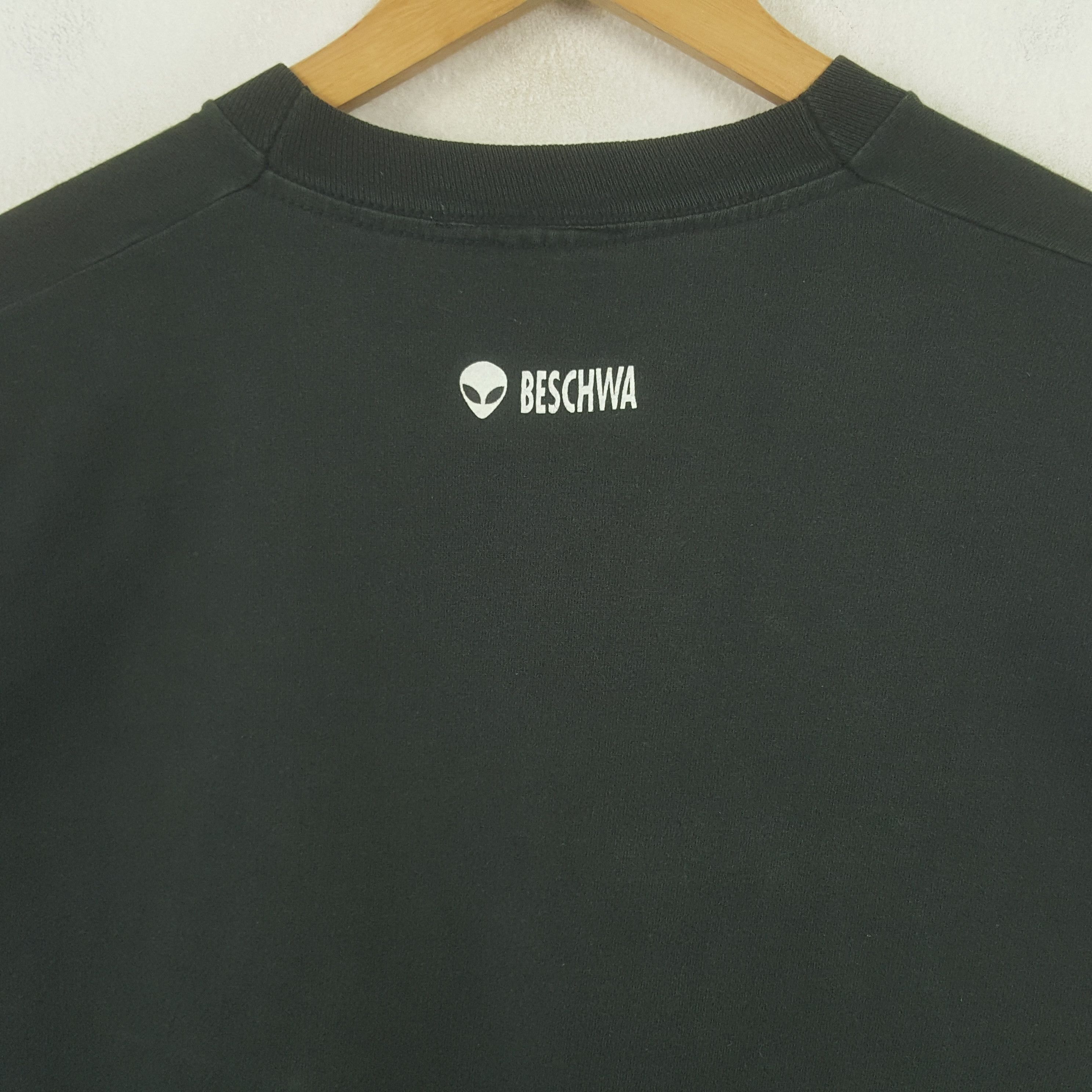 Other Vintage Beschwa Alien American Brand Tshirt RR13 Size US M / EU 48-50 / 2 - 4 Thumbnail