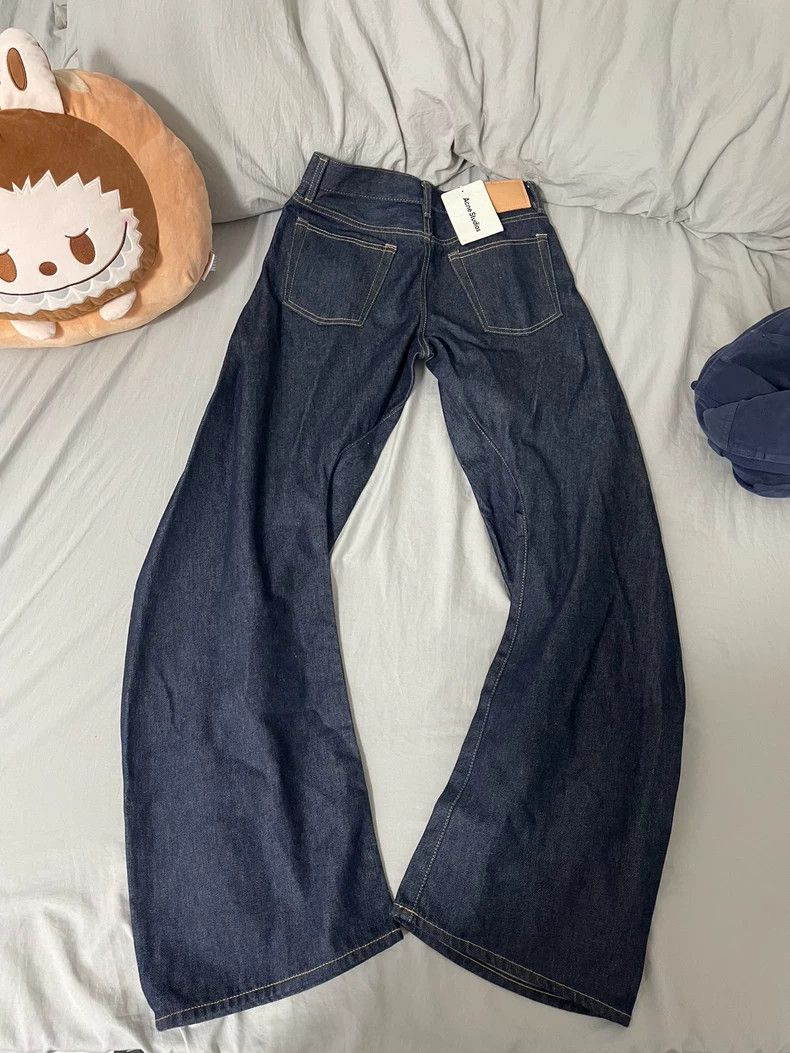 Issey Miyake Curved knife jeans