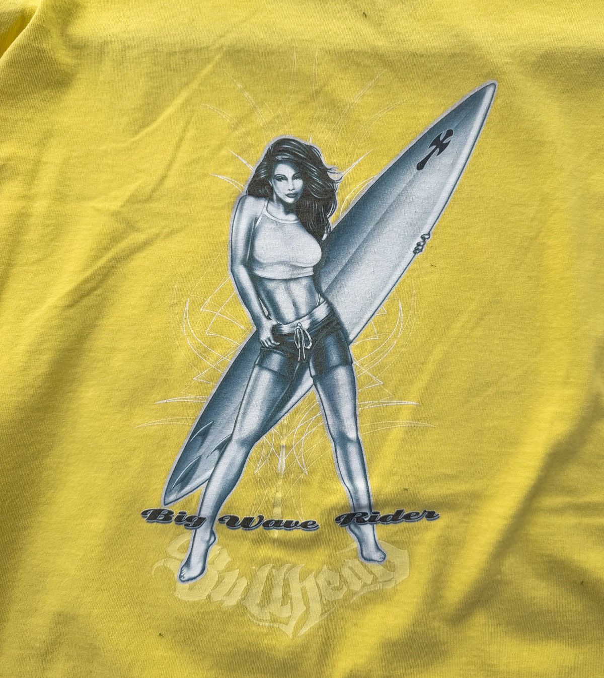 Bullhead Denim Co. Vintage Y2K Bullhead Surf T-Shirt Men’s XL Yellow Cropped Size US XL / EU 56 / 4 - 1 Thumbnail