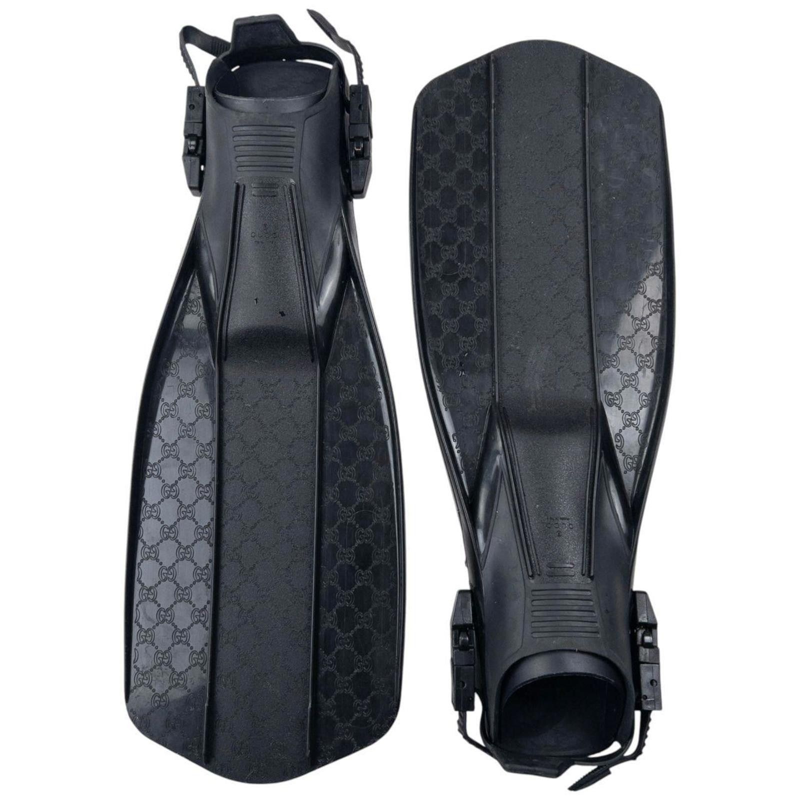 Gucci Vintage Gucci Monogram Swim Fin Flippers Size M-L Size US 32 / EU 48 - 3 Thumbnail