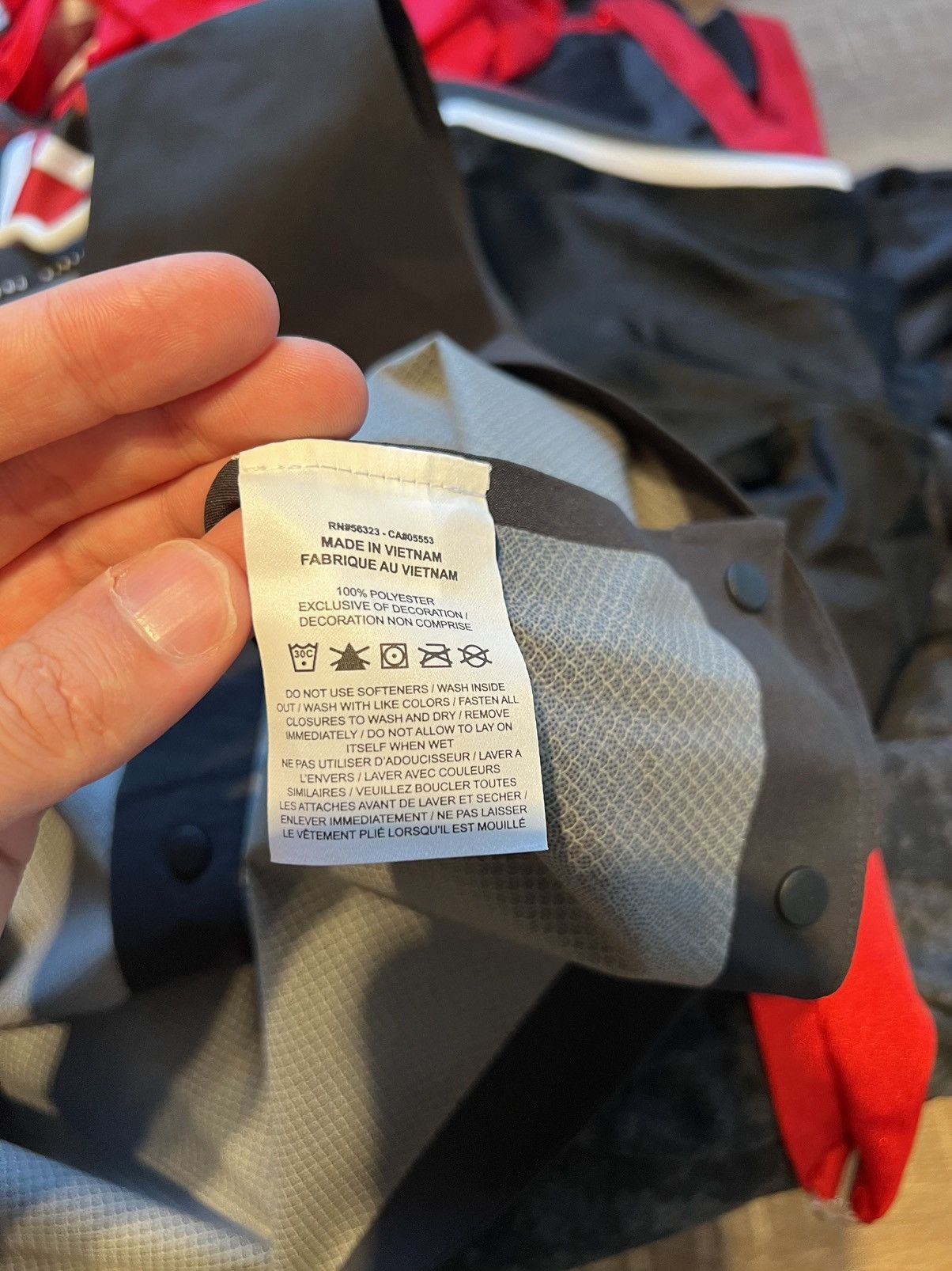 Nike Nike Run Division Black Storm Fit Snap Button Vest Size M Size M / US 6-8 / IT 42-44 - 7 Thumbnail