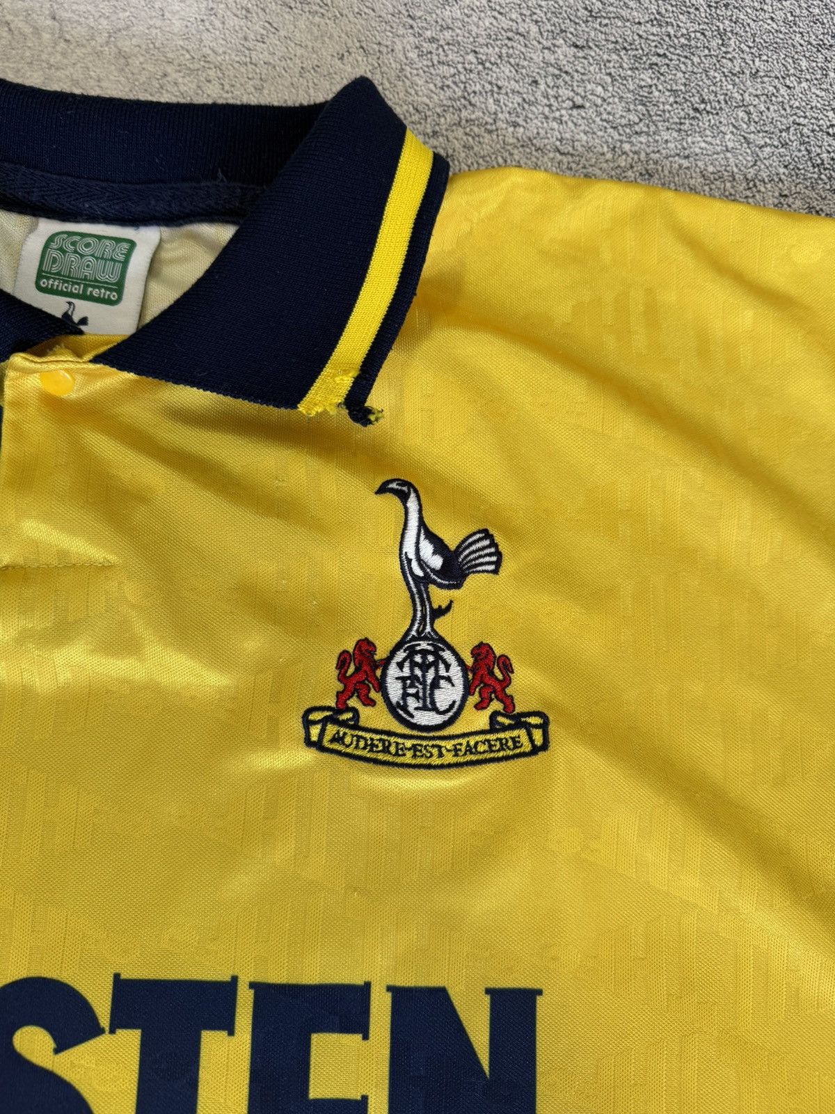 Other Vintage Tottenham Hotspur 1992 Away Shirt Score Draw Jersey Size US M / EU 48-50 / 2 - 9 Thumbnail
