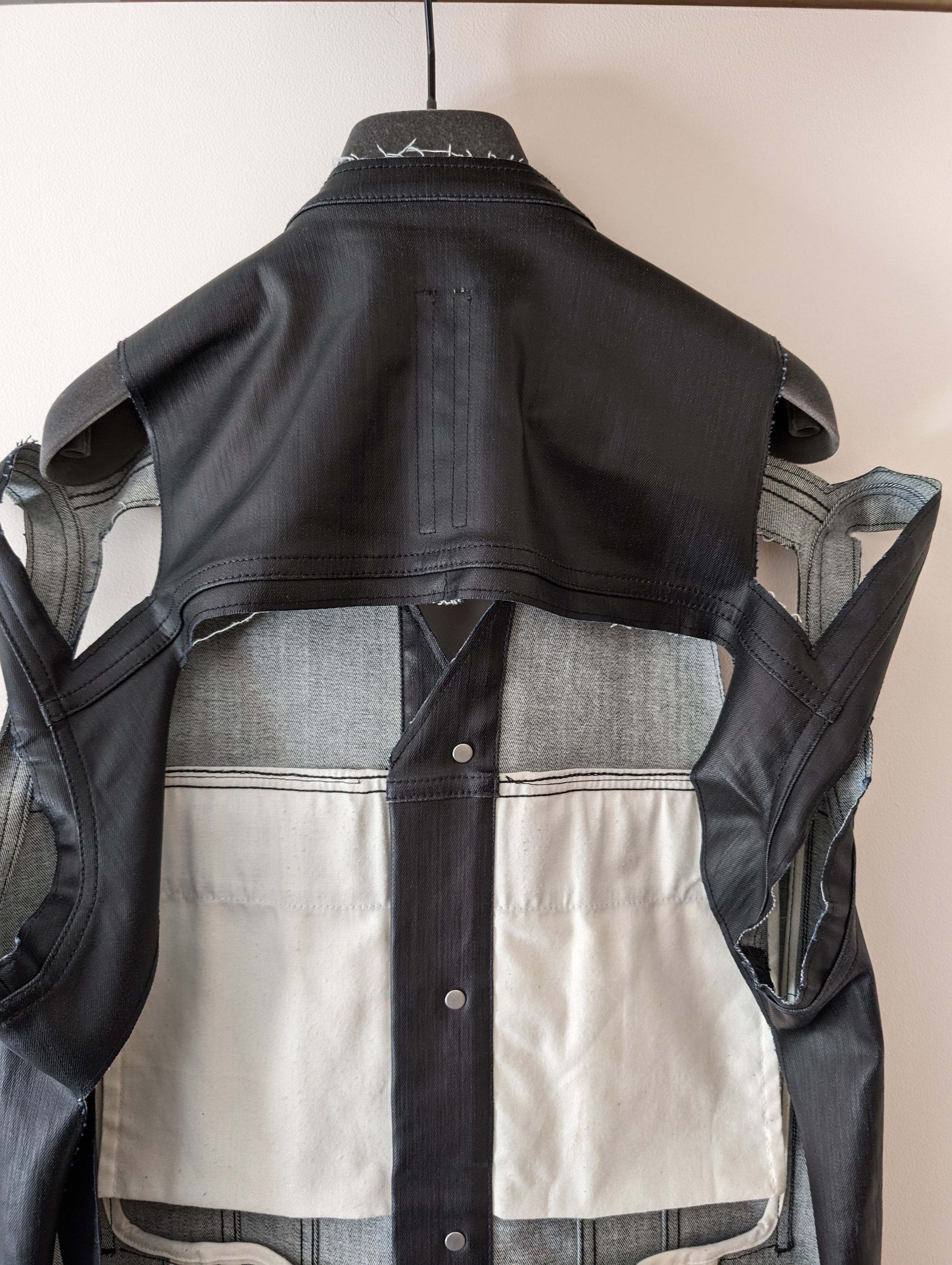 Rick Owens SS21 Runway Jumbo Cutout Sleeveless Denim Trucker Size US S / EU 44-46 / 1 - 6 Thumbnail