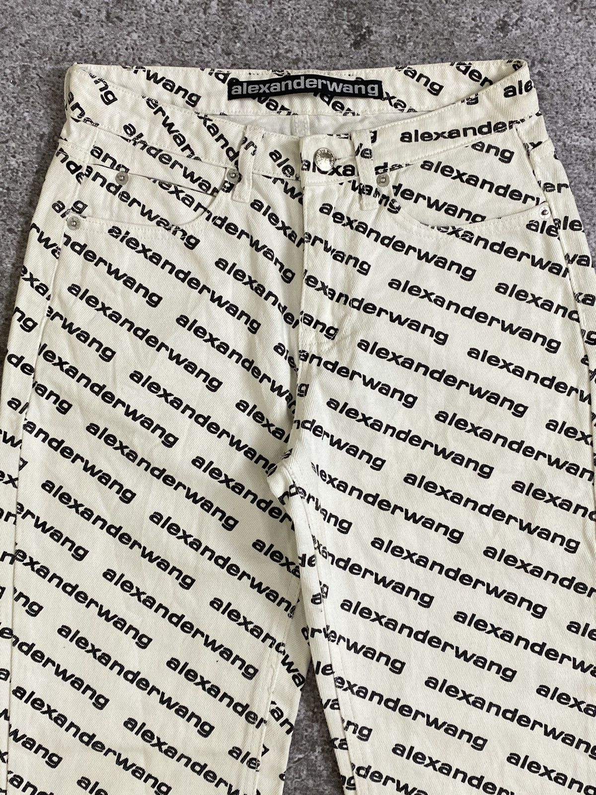 Alexander Wang Alexander wang logo print jeans Size US 26 / EU 42 - 3 Thumbnail