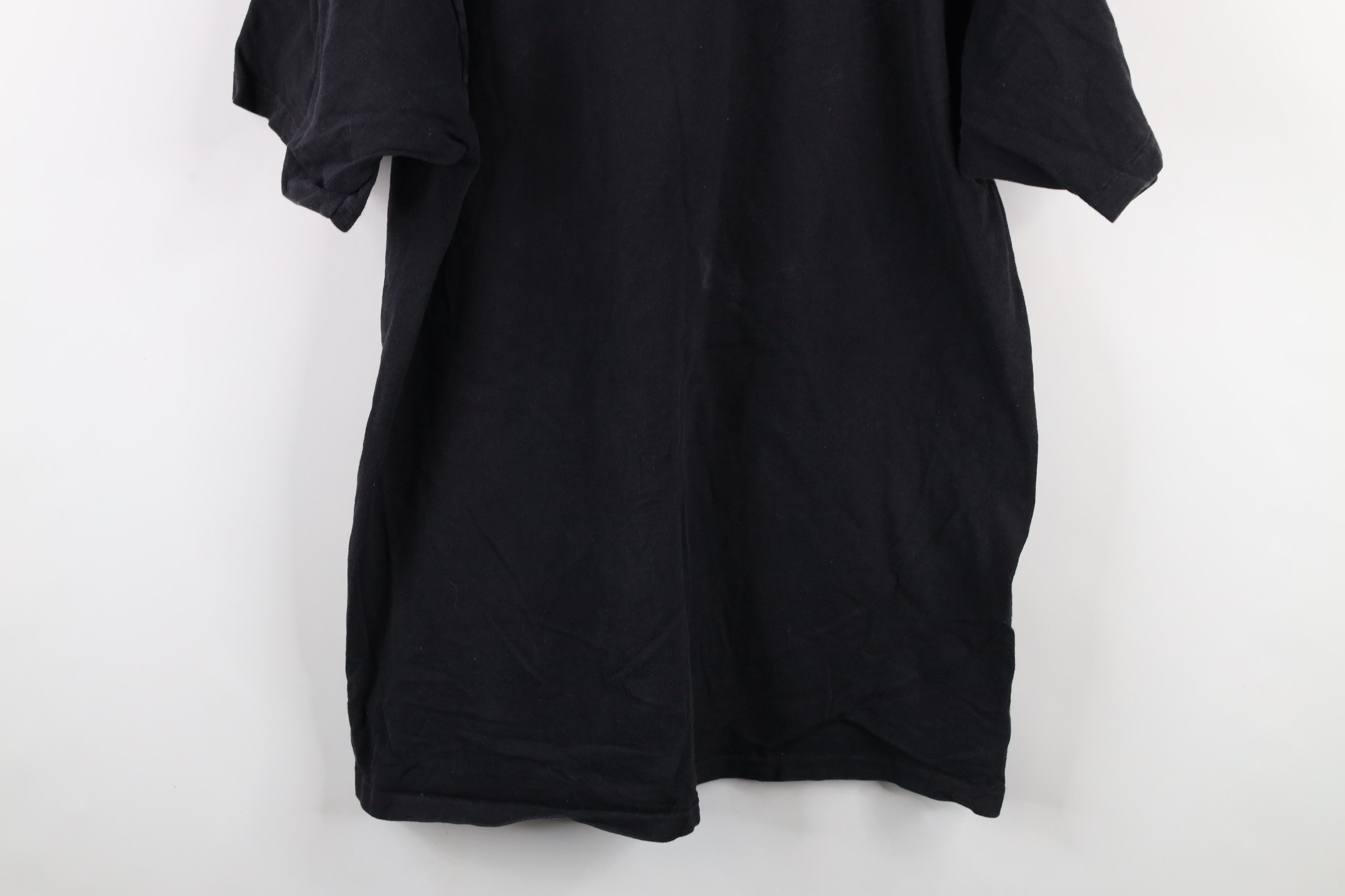 Vintage Vintage 90s Looney Tunes Reds Baseball T-Shirt USA Size US XL / EU 56 / 4 - 16 Thumbnail