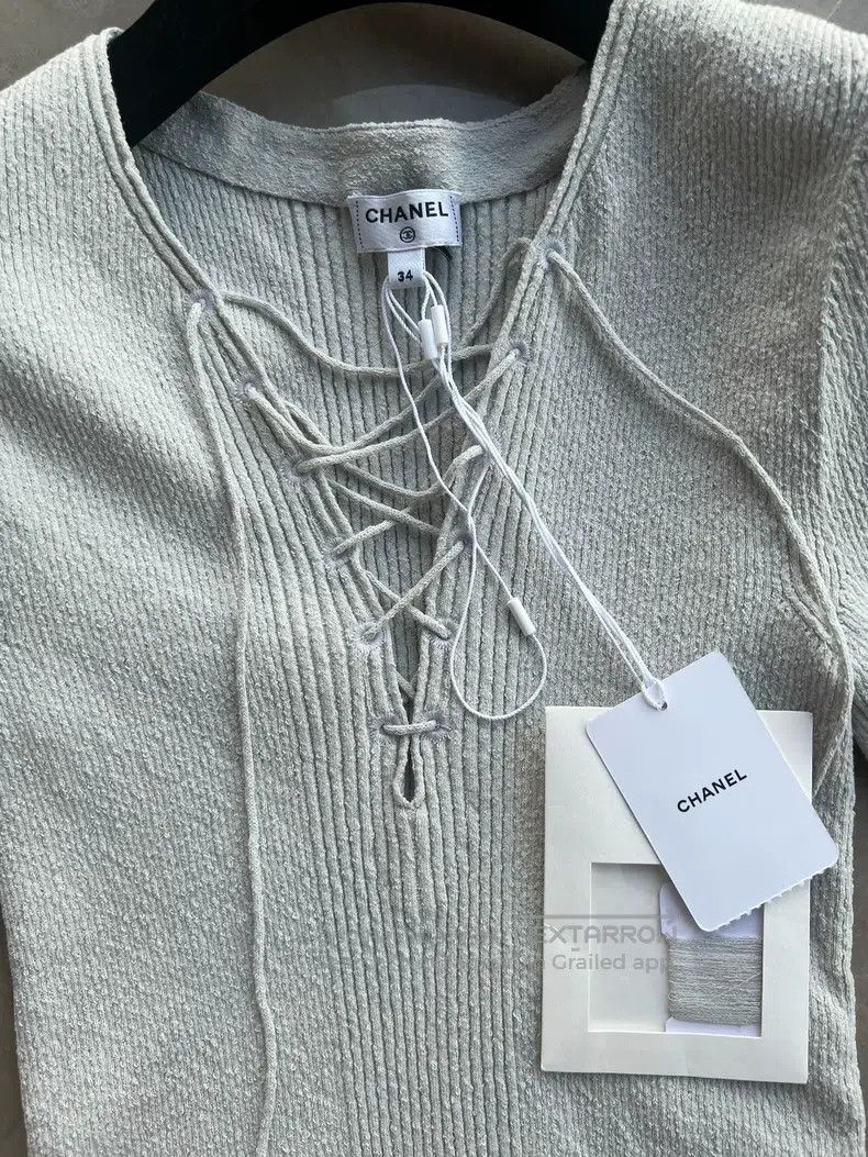 Chanel Chanel 25c silver tie-out T-shirt Size XXS / US 00 / IT 34 - 3 Thumbnail