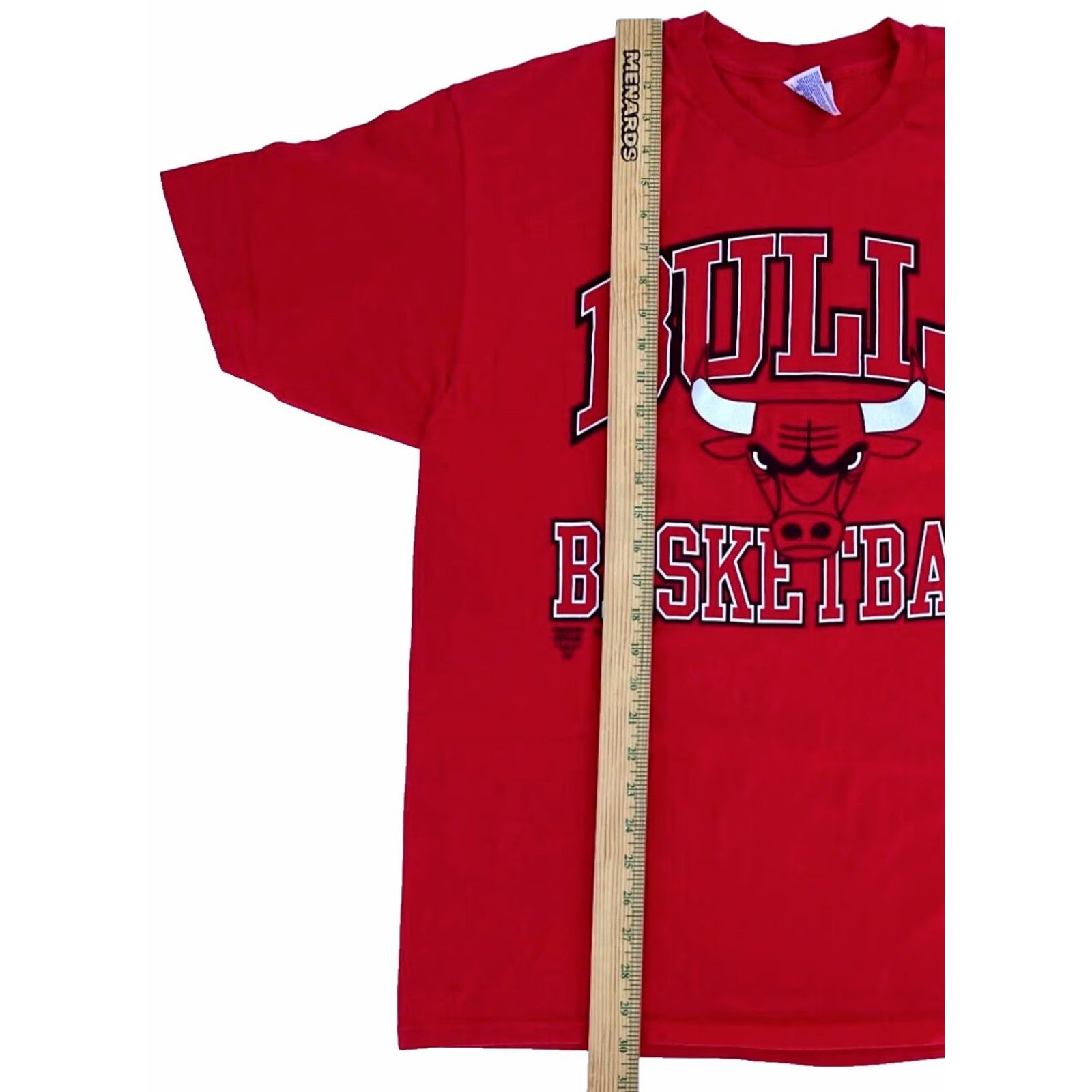 Hanes VINTAGE Men’s 90s Chicago Bulls T-Shirt Hanes Heavyweight XL Red Cotton Logo Shirt Mens Size US XL / EU 56 / 4 - 7 Thumbnail