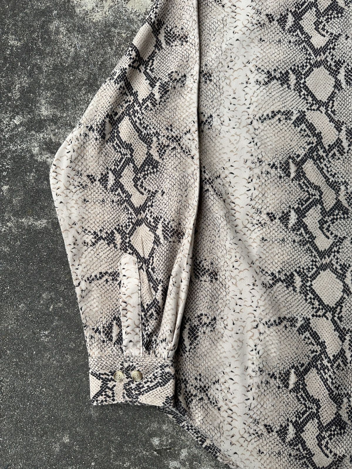 Vintage Billblass Jeans Python Snakeskin Y2K dress shirt demna Size US L / EU 52-54 / 3 - 5 Thumbnail