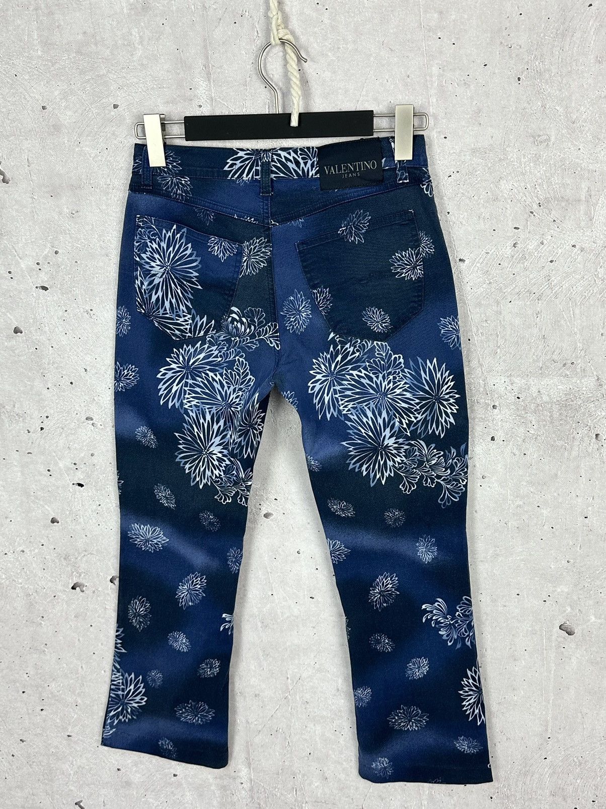 Valentino Valentino Vintage Floral Print Made in Italy Women’s Pants Size 28" / US 6 / IT 42 - 5 Thumbnail