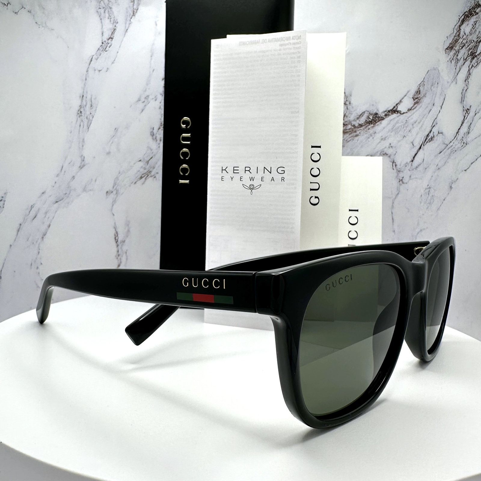 Gucci New GUCCI Sunglasses Black Square Gold Letter Logo Size ONE SIZE - 1 Thumbnail