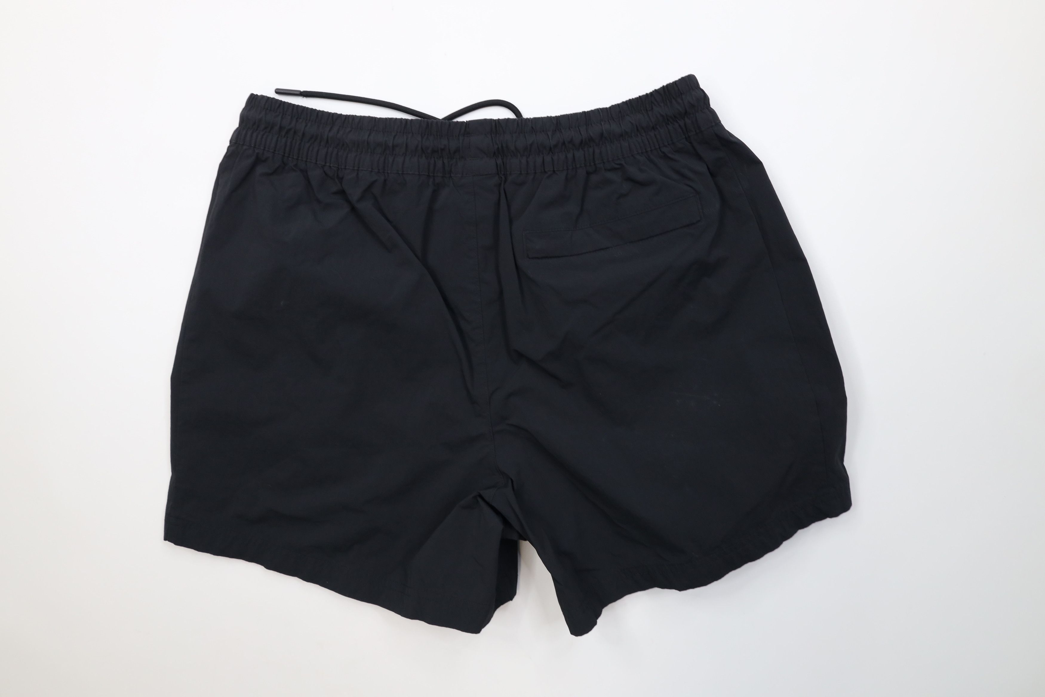 New Balance Vintage Y2K New Balance Above Knee Windbreaker Shorts Black Size US 34 / EU 50 - 9 Thumbnail