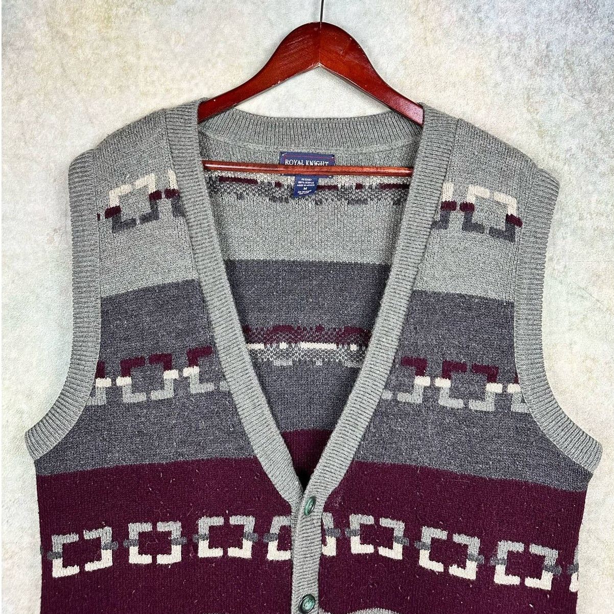 Vintage Vintage 90s Knit Cardigan Vest M Gray Native Print Western Size US M / EU 48-50 / 2 - 5 Thumbnail