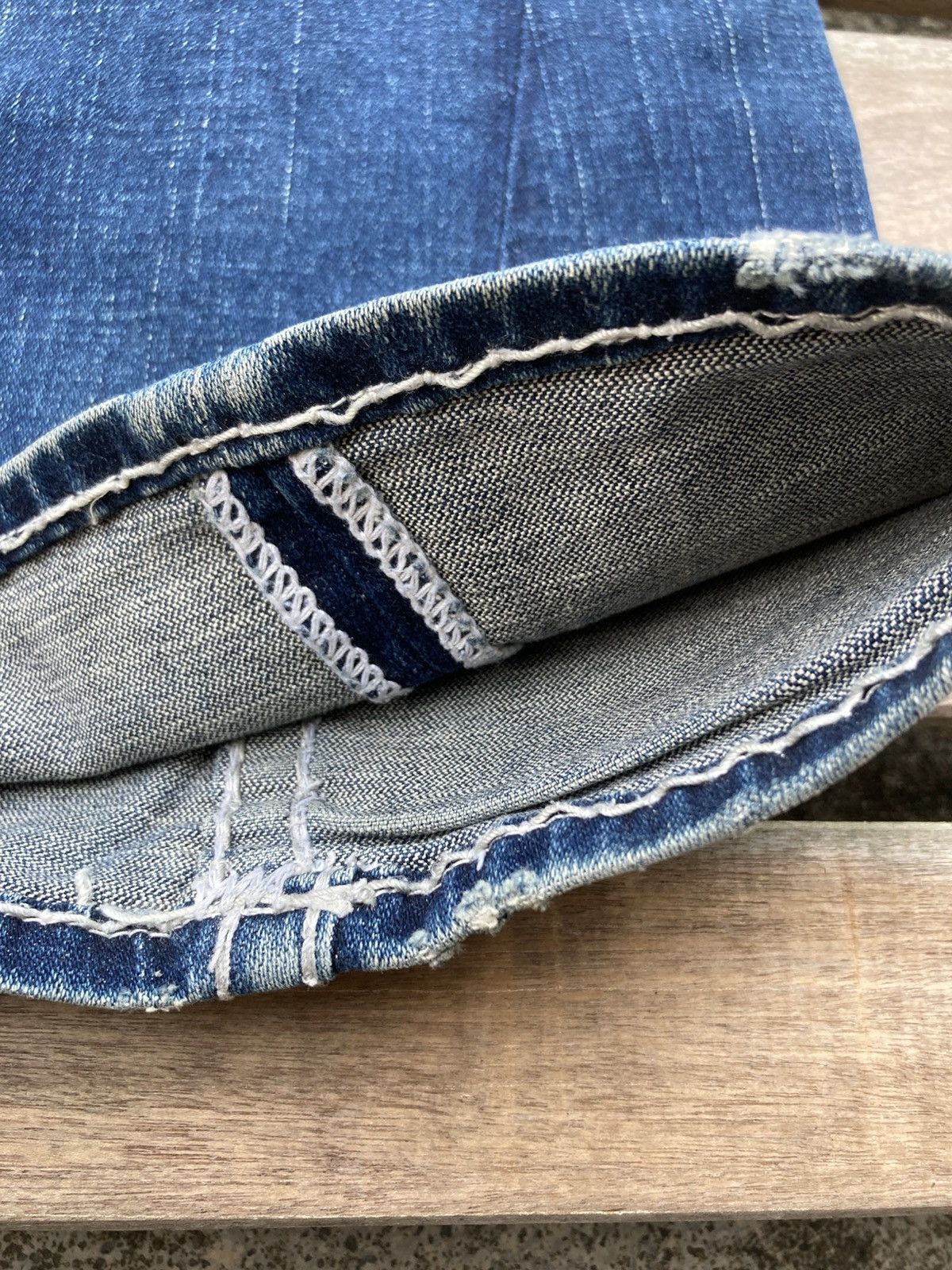 True Religion Y2K True Religion Flare Blue Jeans Size 28" / US 6 / IT 42 - 5 Thumbnail
