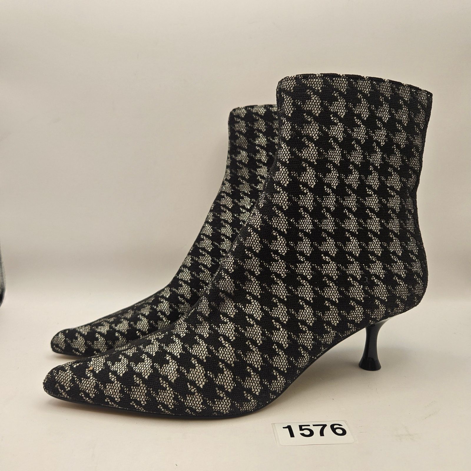 Betsey Johnson BETSEY JOHNSON WOMEN'S 6.5 PARKKER POINTED TOE HEELED BOOTIE Size US 6.5 / IT 36.5 - 1 Thumbnail