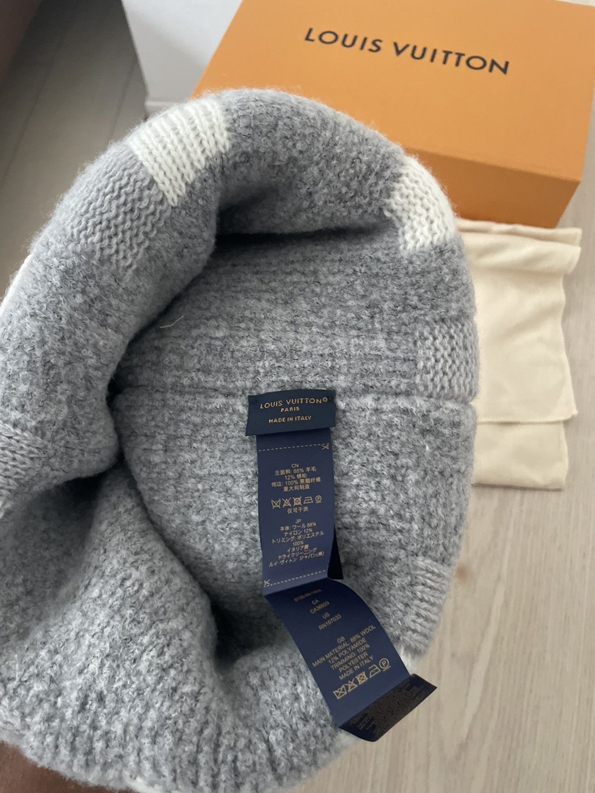 Louis Vuitton Louis Vuitton Crush Damoflage Pearls Beanie Size ONE SIZE - 5 Thumbnail