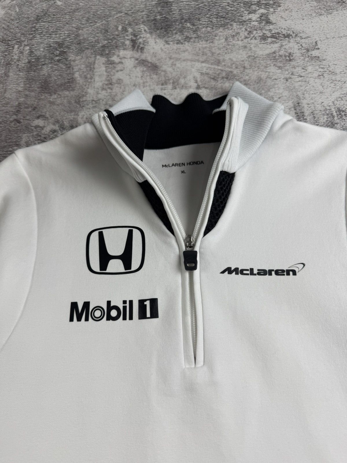 Honda McLaren Honda Mobil 1 Racing White Women XL 1/3 1/4 Sweatshirt Hoodie Pullover Size XL / US 12-14 / IT 48-50 - 7 Thumbnail