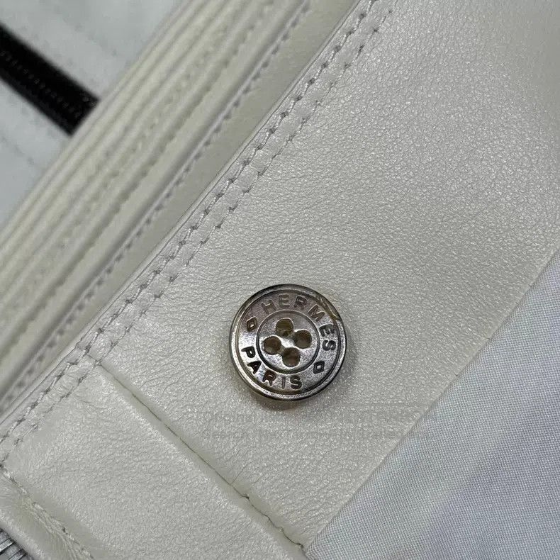Hermes Hermes Cream White Sheepskin Half Zip Short Pants Size 24" / US 00 / IT 34 - 4 Thumbnail