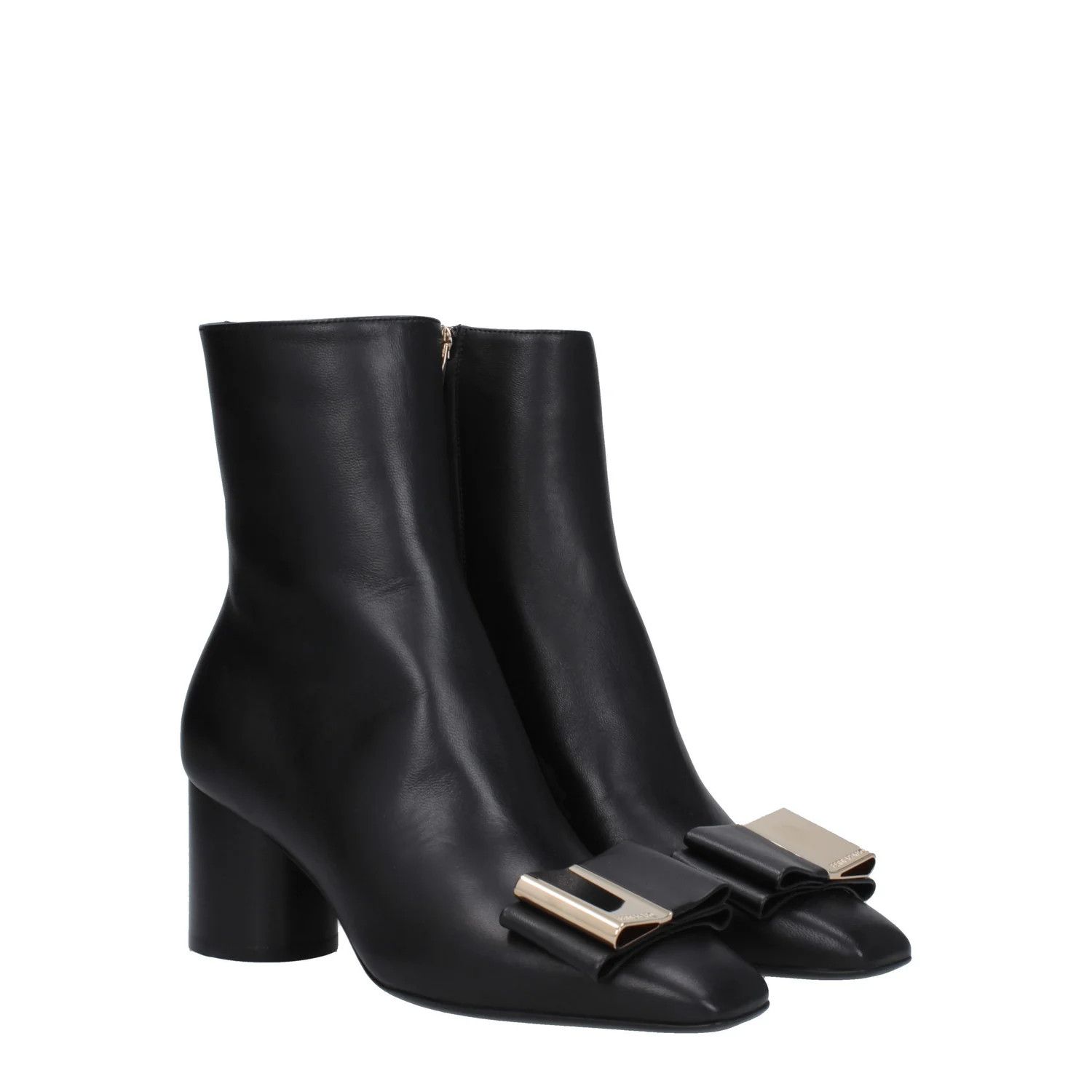 Salvatore Ferragamo ob1o1e1224 Leather Ankle Boots in Black Size US 7.5 / IT 37.5 - 2 Thumbnail