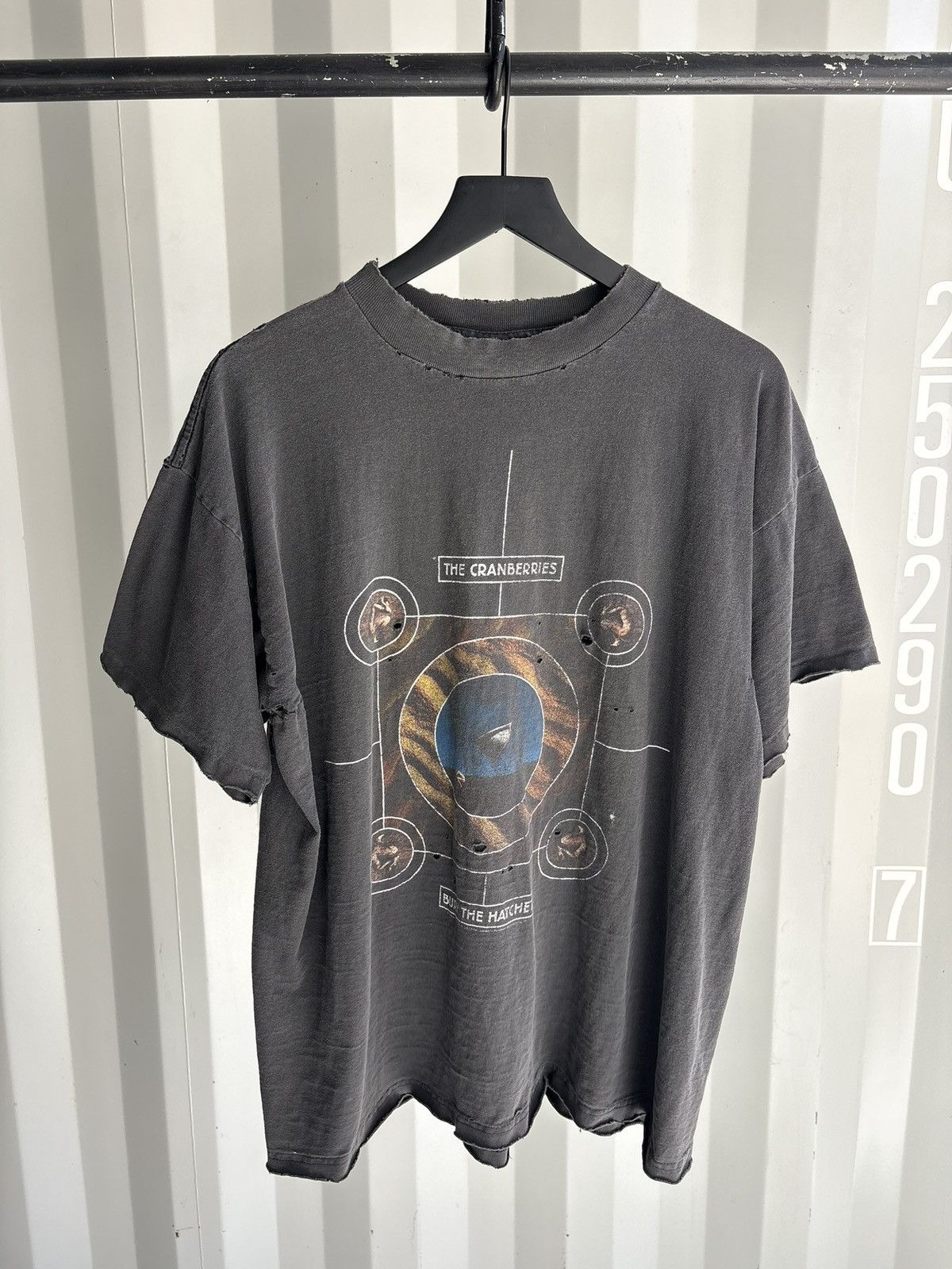 Band Tees Vintage The Cranberries Shirt Faded Distressed Grunge Band Size US XL / EU 56 / 4 - 1 Thumbnail