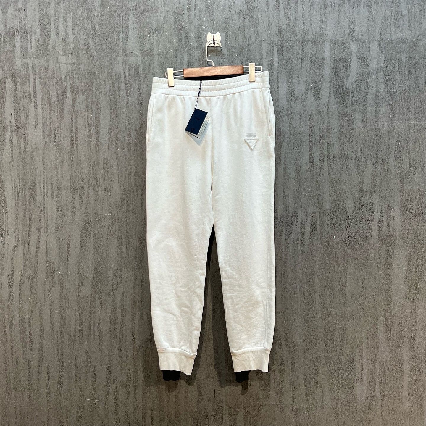 Prada Prada Logo Cotton Sweatpants Size XL Size US 36 / EU 52 - 1 Thumbnail