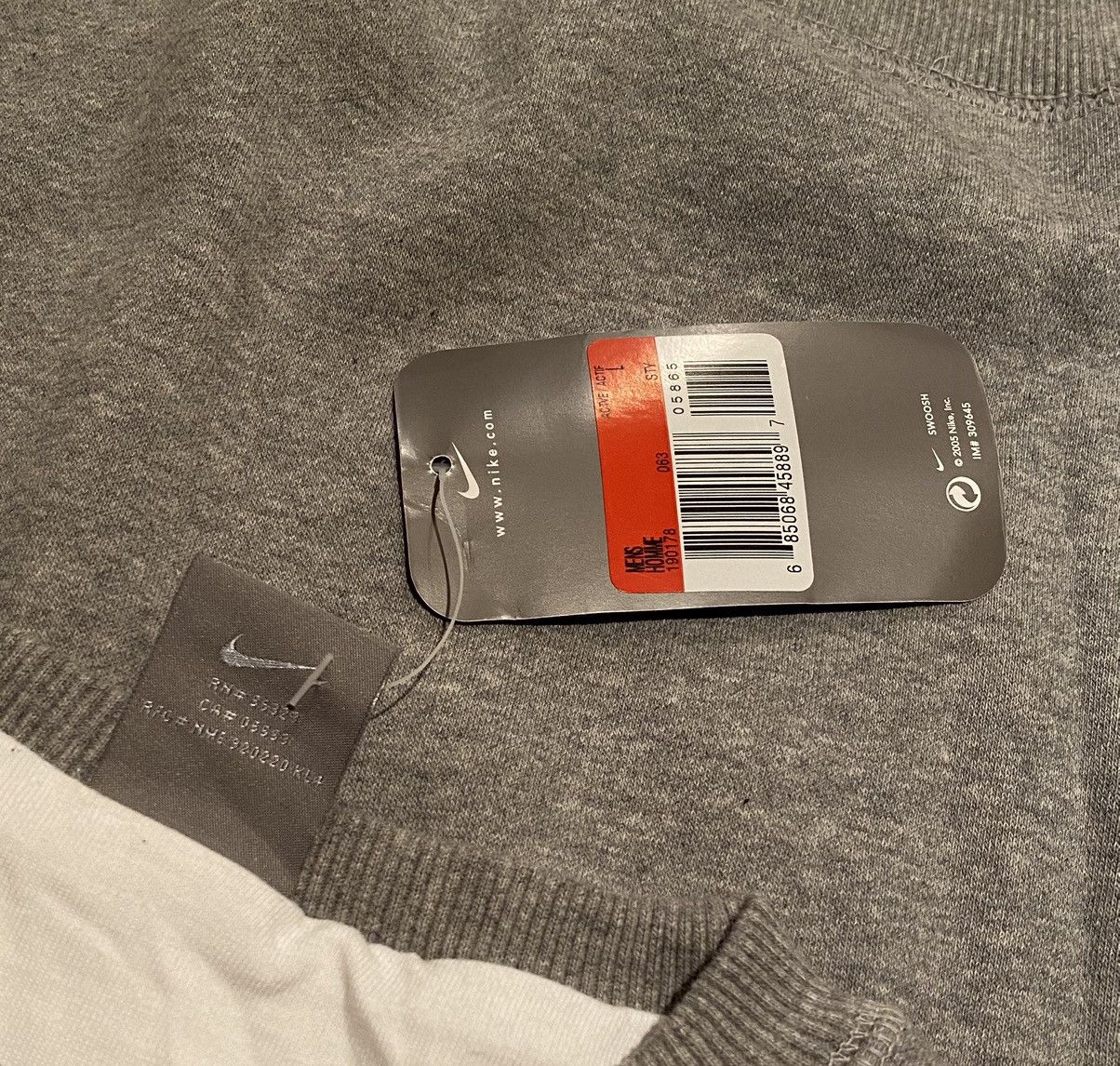 Nike Nike Sweatshirt New x Vintage Size US L / EU 52-54 / 3 - 8 Thumbnail
