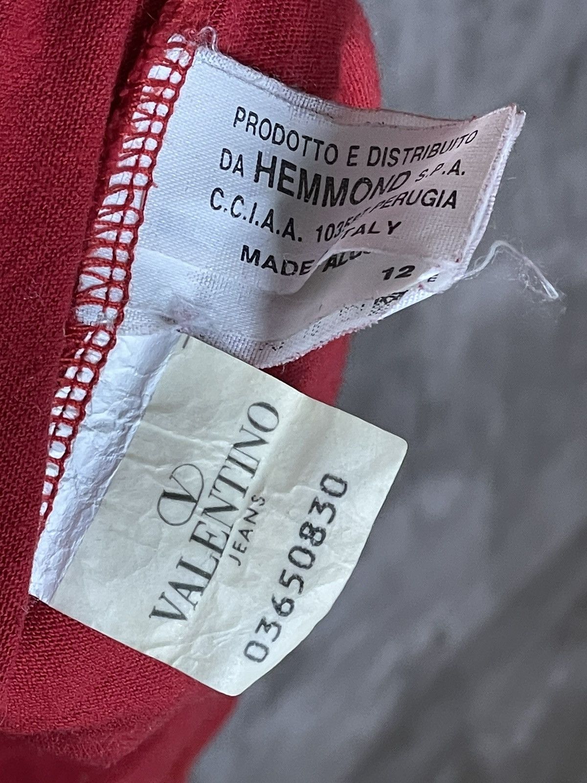 Valentino Valentino Big Logo Avant Garde Y2K Retro T shirt Size M / US 6-8 / IT 42-44 - 13 Thumbnail