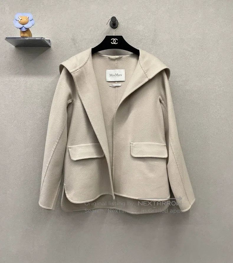 Max Mara Max Mara Beige Short Jacket Size XS / US 0-2 / IT 36-38 - 1 Thumbnail