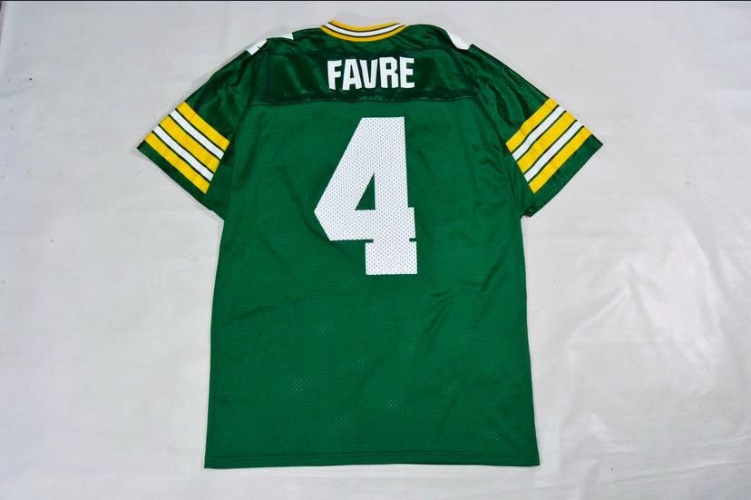 Wilson 1992-1996 Vintage G Packers Jersey (Favre) Size US L / EU 52-54 / 3 - 2 Thumbnail