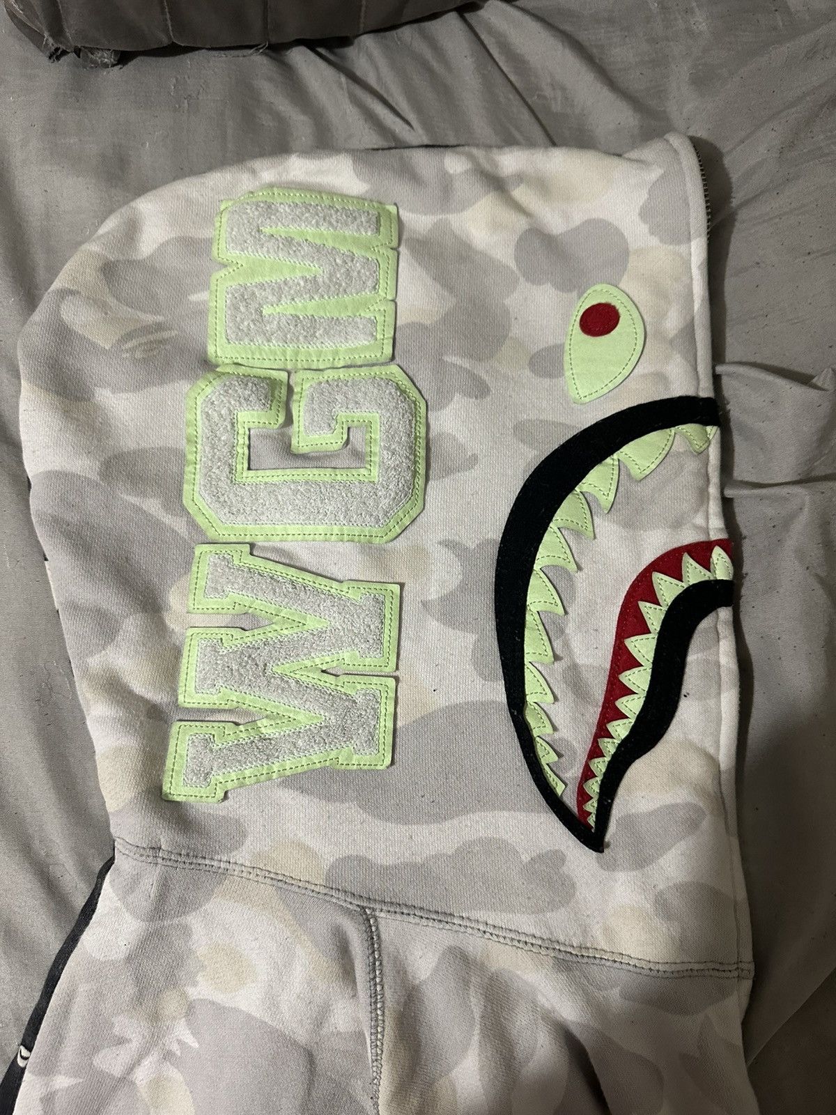 Bape Men’s multi camo bape hoodie Size US M / EU 48-50 / 2 - 2 Thumbnail