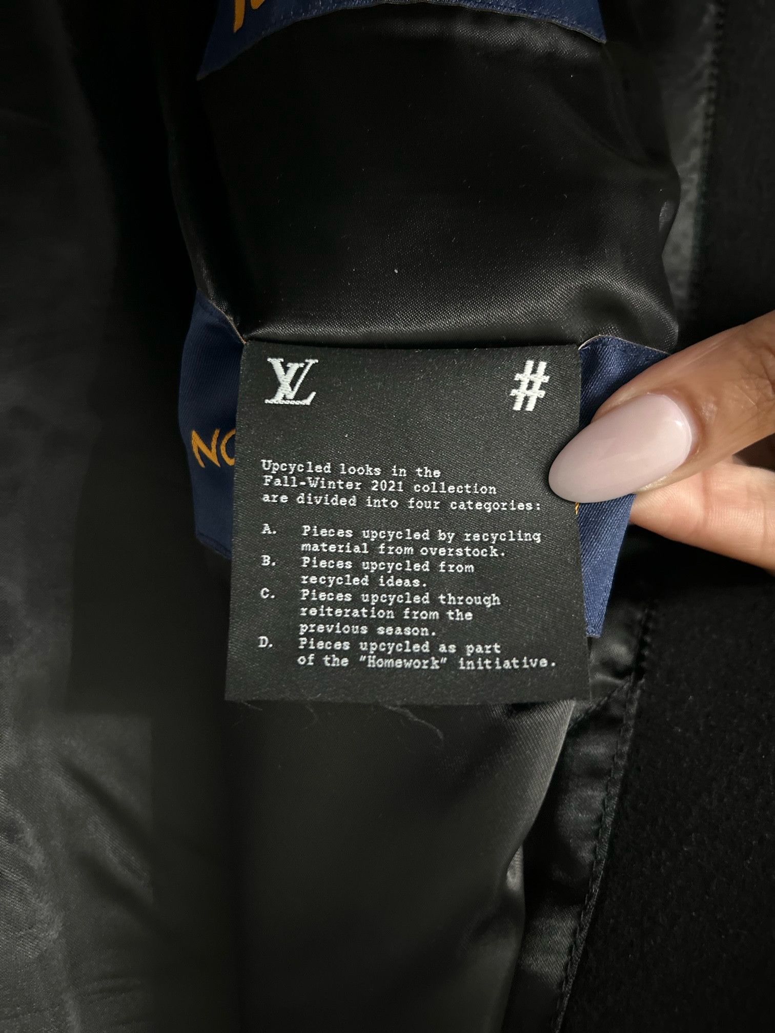 Louis Vuitton × Virgil Abloh Louie Vuitton Virgil Abloh NBA jacket Size US L / EU 52-54 / 3 - 5 Thumbnail