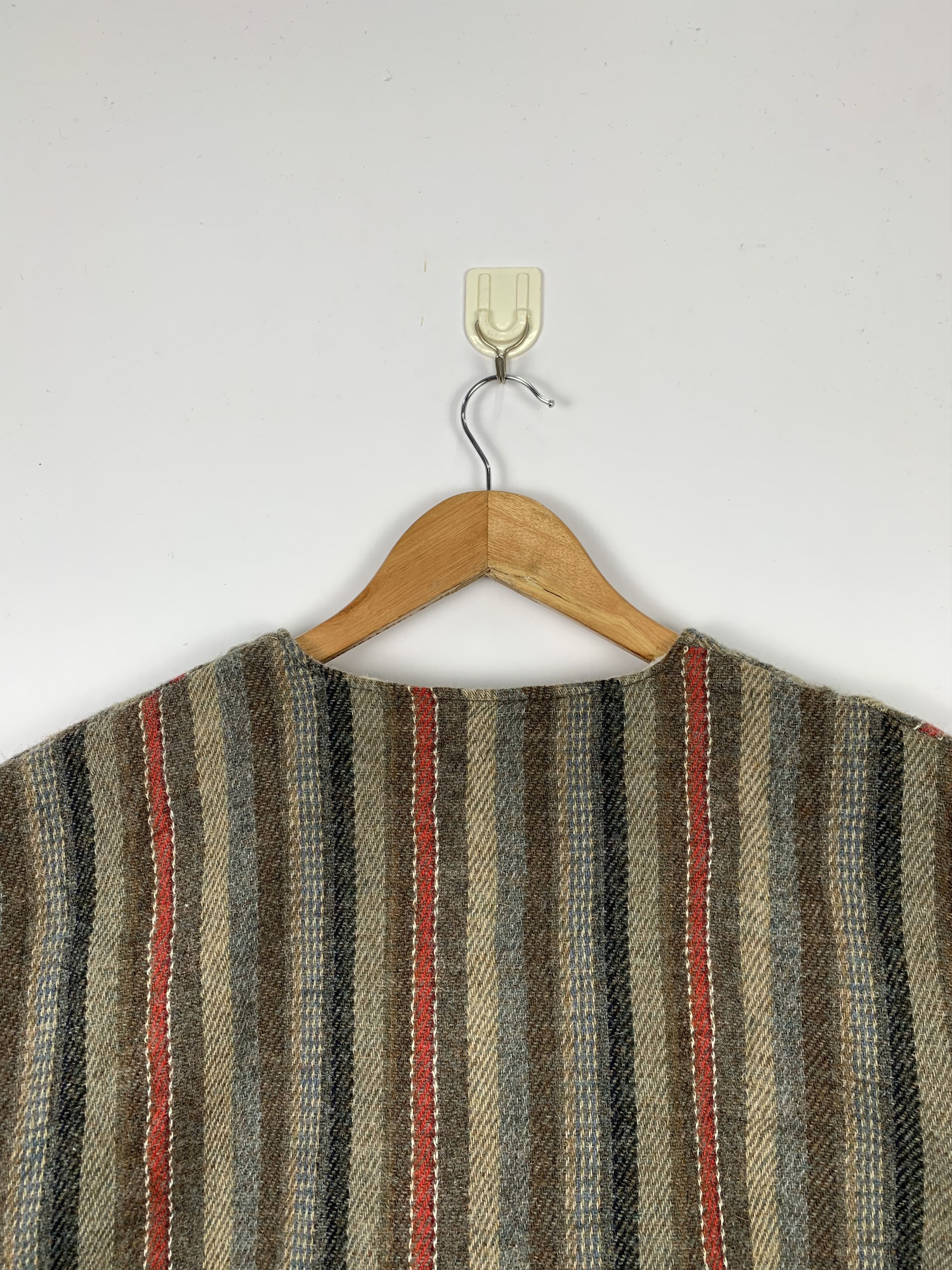 Japanese Brand Vintage 80s Wool Striped Vest Hippies Style J1321 Size US M / EU 48-50 / 2 - 4 Thumbnail