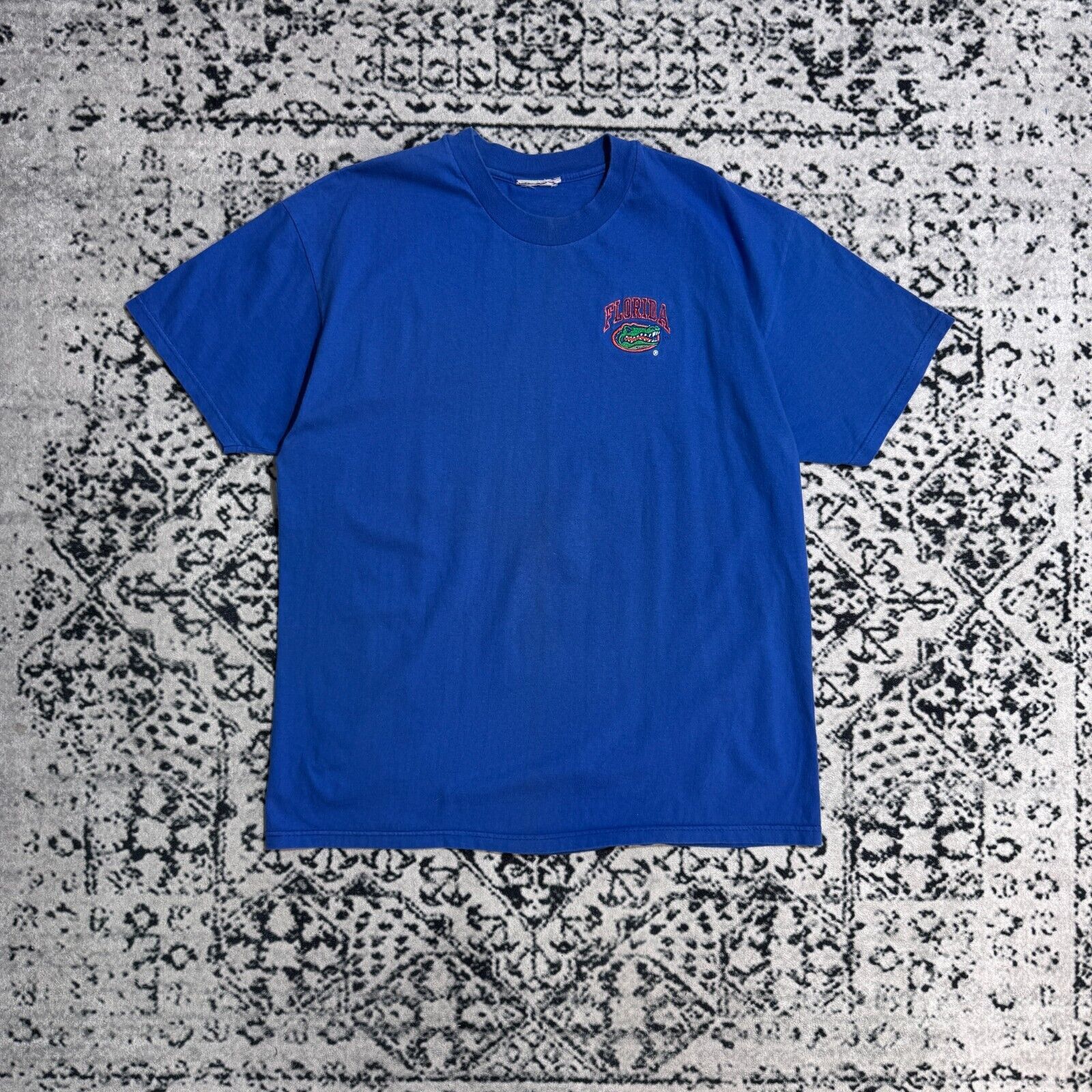 Vintage Vintage Blue Cotton T-Shirt Size XL Florida Gators Y2K 90s Size US XL / EU 56 / 4 - 1 Thumbnail