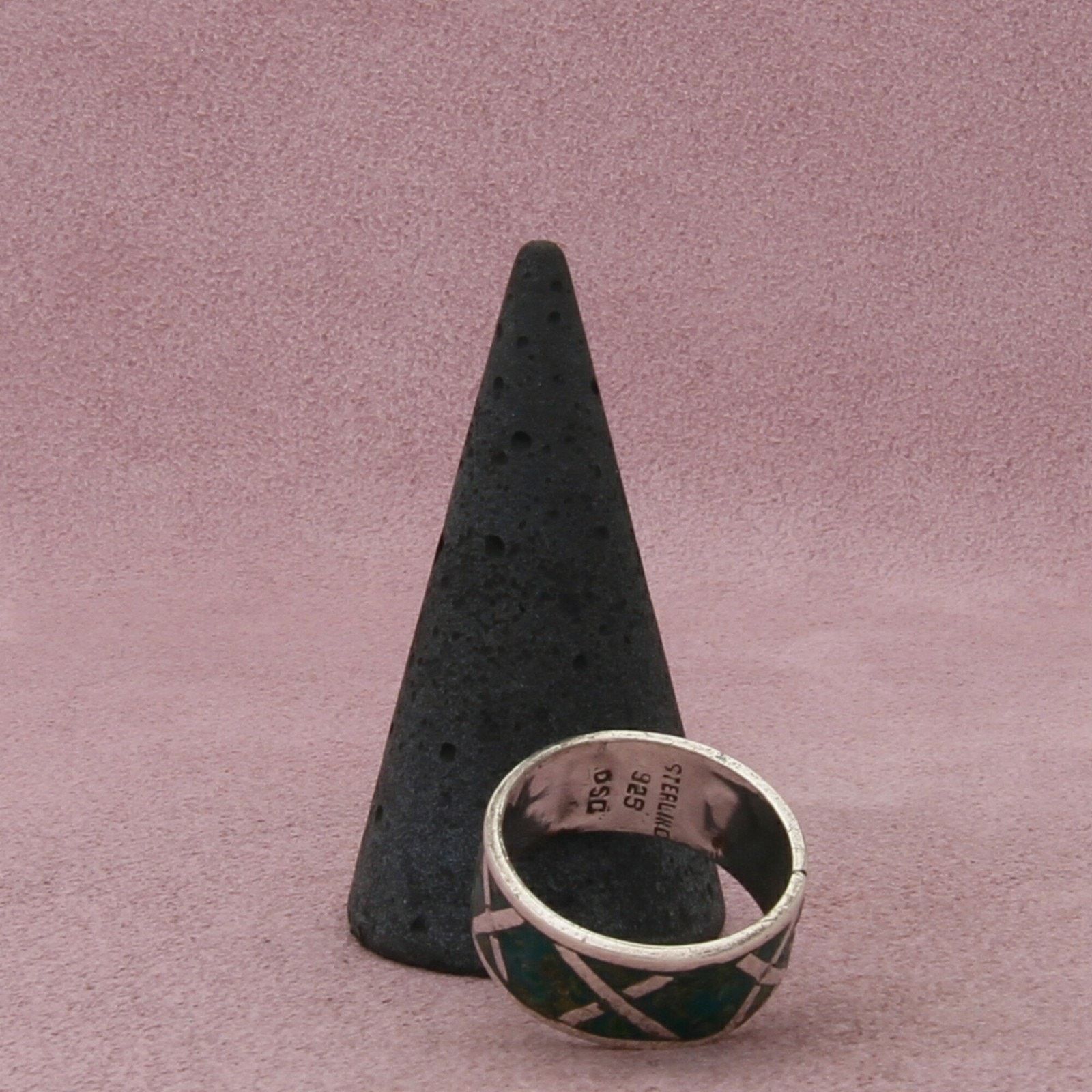 Sterling Silver sterling silver vintage crushed turquoise x band ring size 8 Size ONE SIZE - 5 Thumbnail