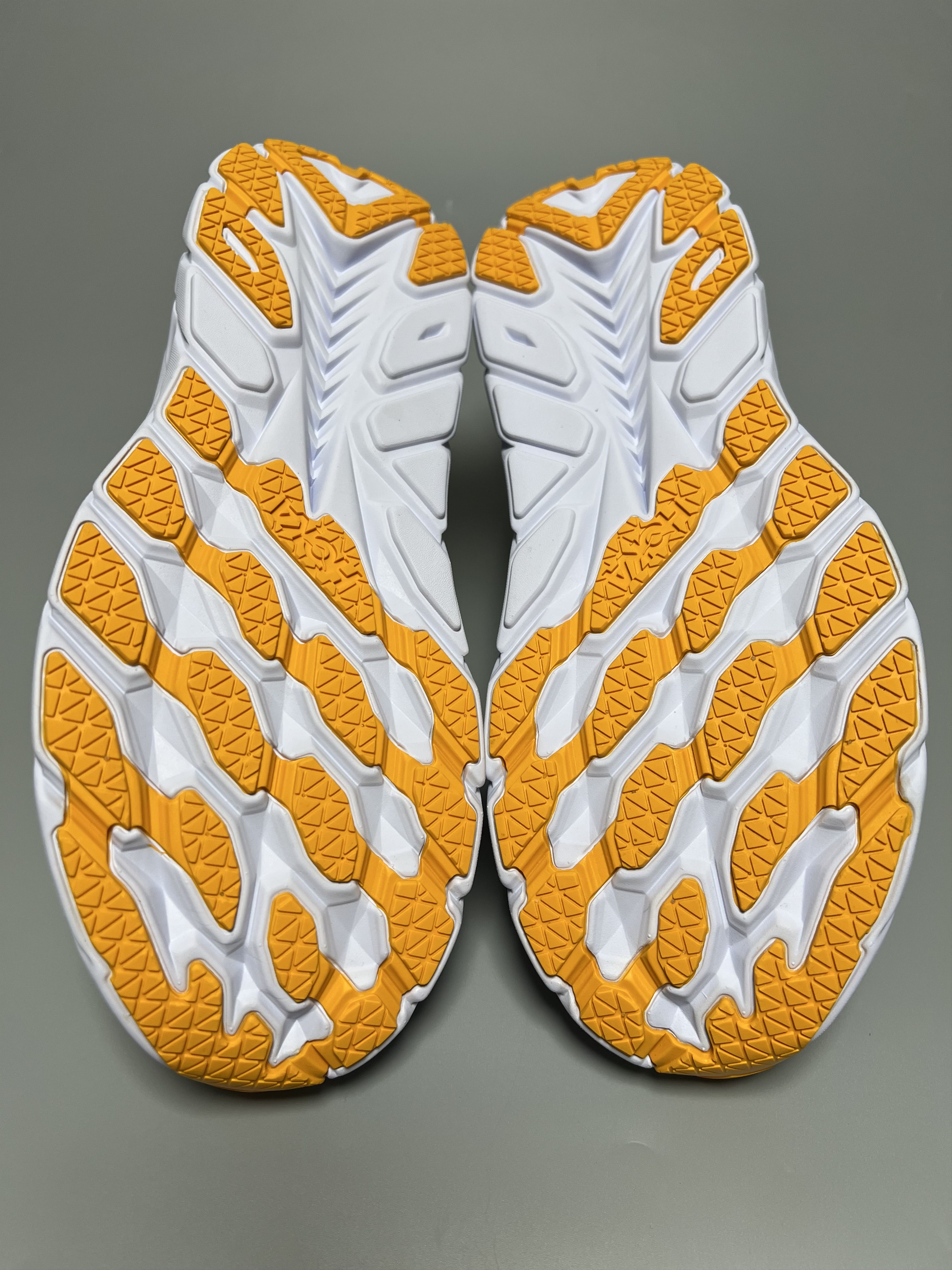 Hoka 12D Hoka One One Clifton 8 Running Shoes Walking Gym Size US 12 / EU 45 - 14 Thumbnail