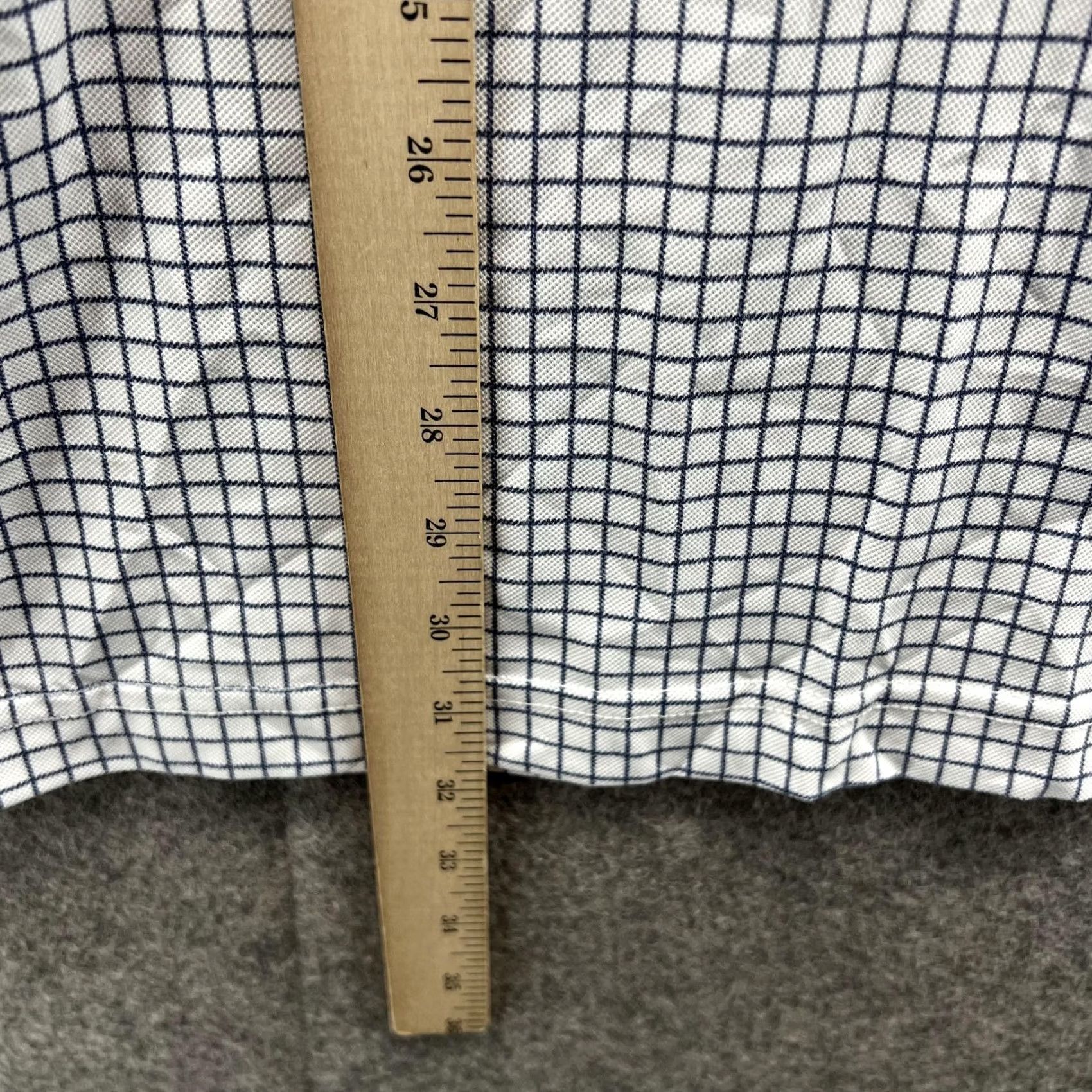 Izod VINTAGE Izod Polo Shirt Men XL White Blue Check Short Sleeve Polo Shirt Mens XL White Blue Check Polo Size US XL / EU 56 / 4 - 7 Thumbnail