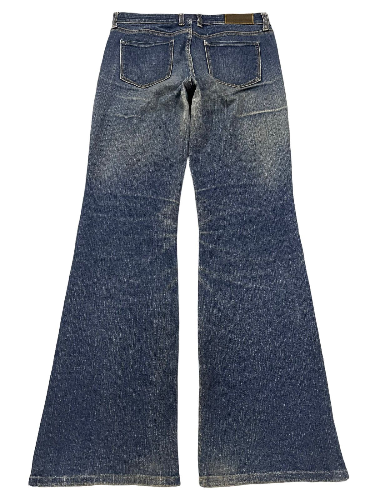 Uniqlo Vintage Japanese Uniqlo Blue Wash Style Flare Jeans Size US 29 - 2 Thumbnail