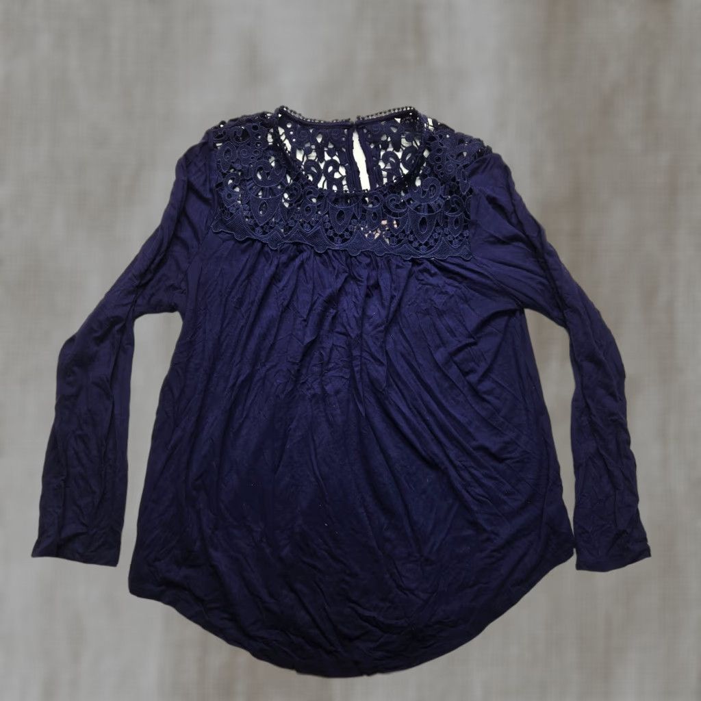 Vintage VINTAGE Philosophy Women's Blouse Long Sleeve Lace Navy Blue Size Large | Crochet Accents Casual Office Size L / US 10 / IT 46 - 1 Thumbnail