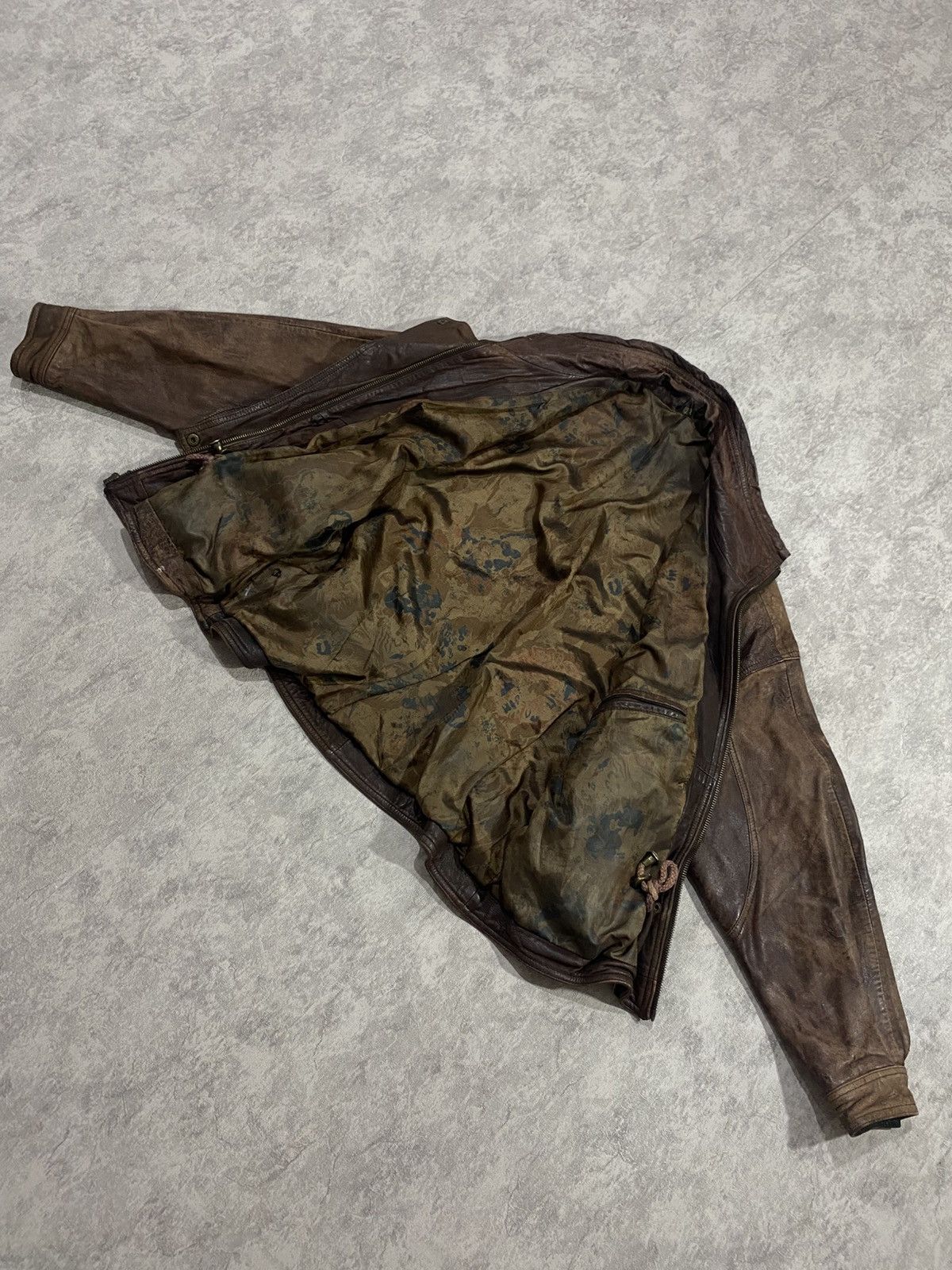 Le Grande Bleu (L.G.B.) Vintage Distressed Leather Jacket LGB If Six Was Nine Style Size M / US 6-8 / IT 42-44 - 11 Thumbnail