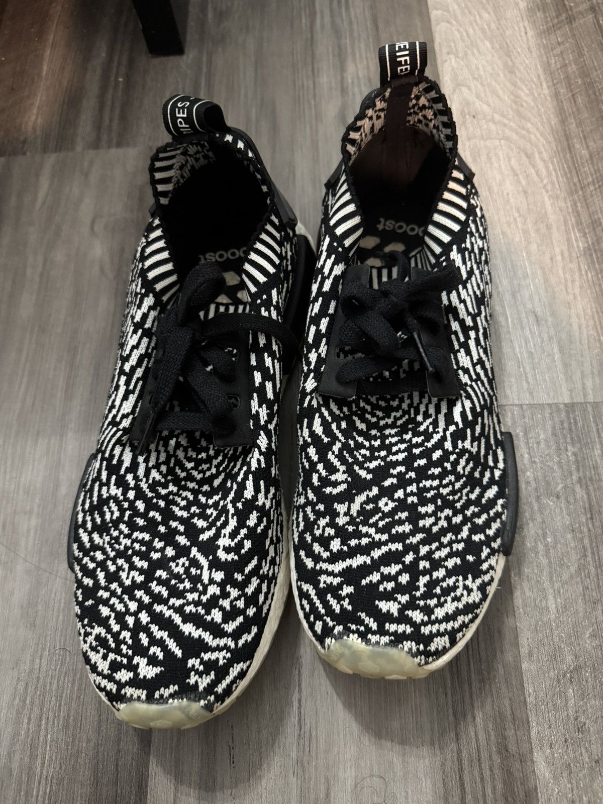 Adidas Adidas NMD Zebra Size 9.5 Size US 9.5 / EU 42-43 - 2 Thumbnail