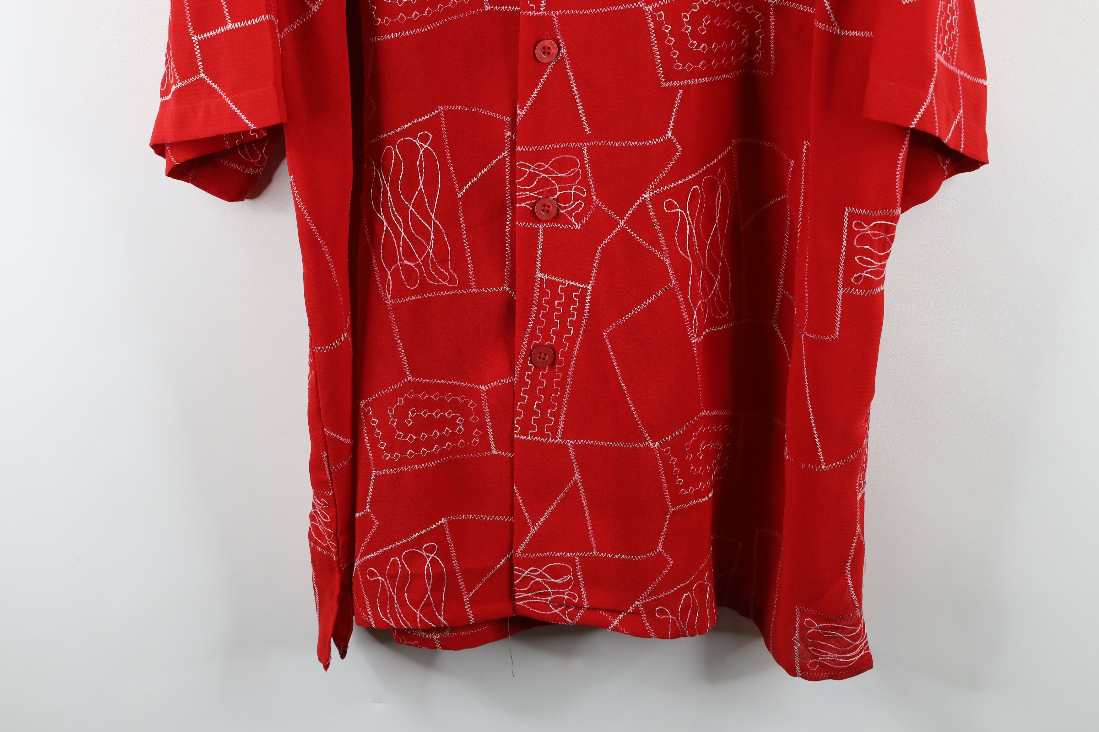 Vintage Vintage 90s Streetwear Geometric Baggy Fit Button Shirt Red Size US XXL / EU 58 / 5 - 3 Thumbnail