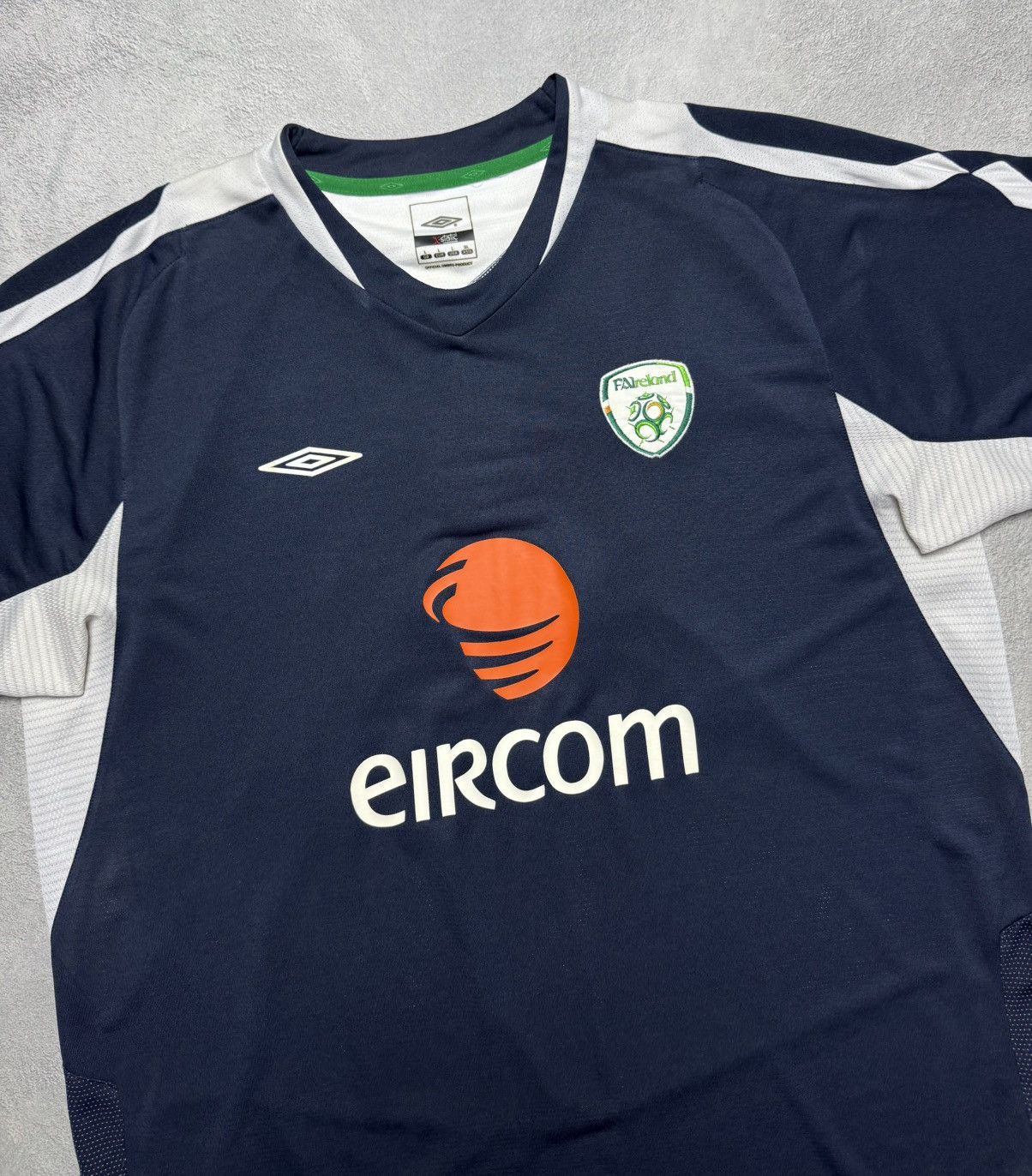 Umbro Ireland 2004 2005 2006 Football Shirt Soccer Jersey Umbro Size US L / EU 52-54 / 3 - 3 Thumbnail
