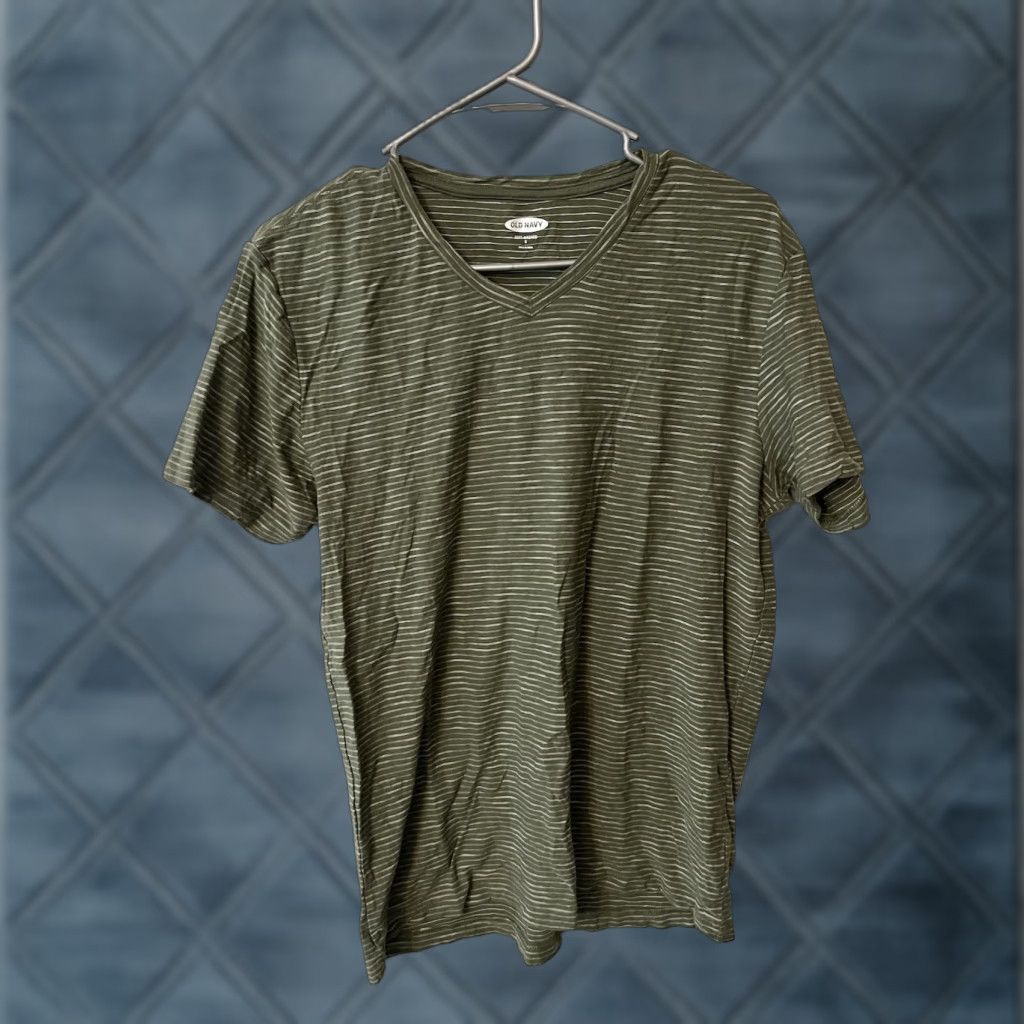 Old Navy Old Navy T-Shirt Mens S Olive Green Striped V-Neck Short Sleeve Cotton Knit Shirt Size US S / EU 44-46 / 1 - 1 Thumbnail