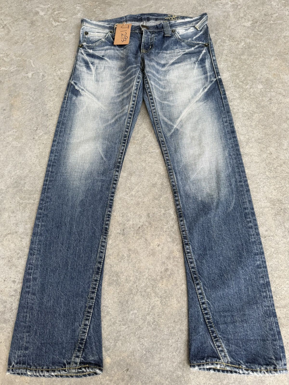 Le Grande Bleu (L.G.B.) Japanese Rodeo Crowns Flared Jeans Distressed ...
