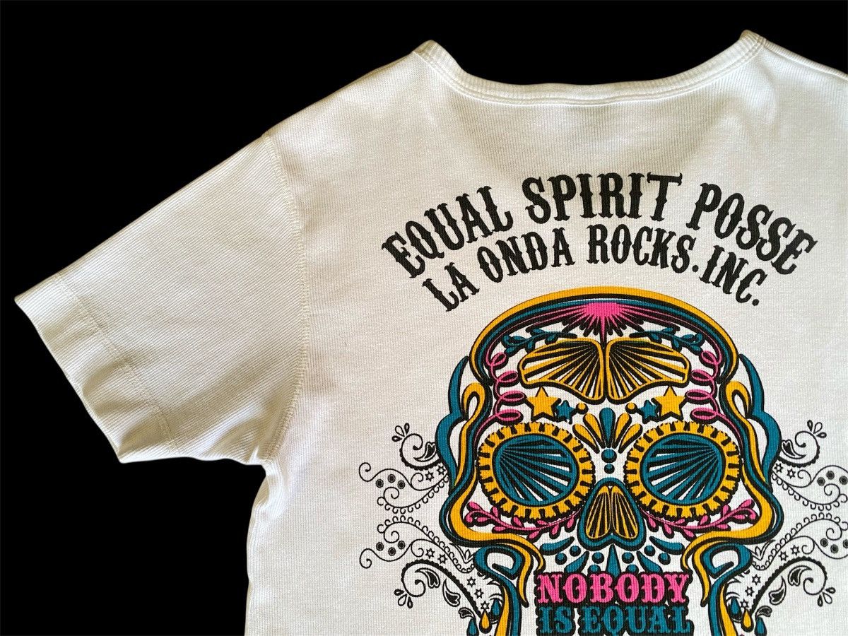 Japanese Brand Kissmark Nobody Is Equal Graphic Skull Tee Size US XS / EU 42 / 0 - 11 Thumbnail