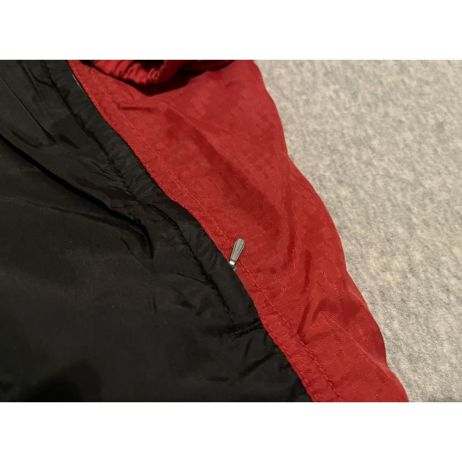 Nike VINTAGE Nike Center Swoosh Windbreaker Jacket NCAA Elite Eight Louisville XL Men Jacket Windbreaker Retro 1/2 Zip Black Nike Shirt/Coat Women's/Mens? Size US XL / EU 56 / 4 - 5 Thumbnail