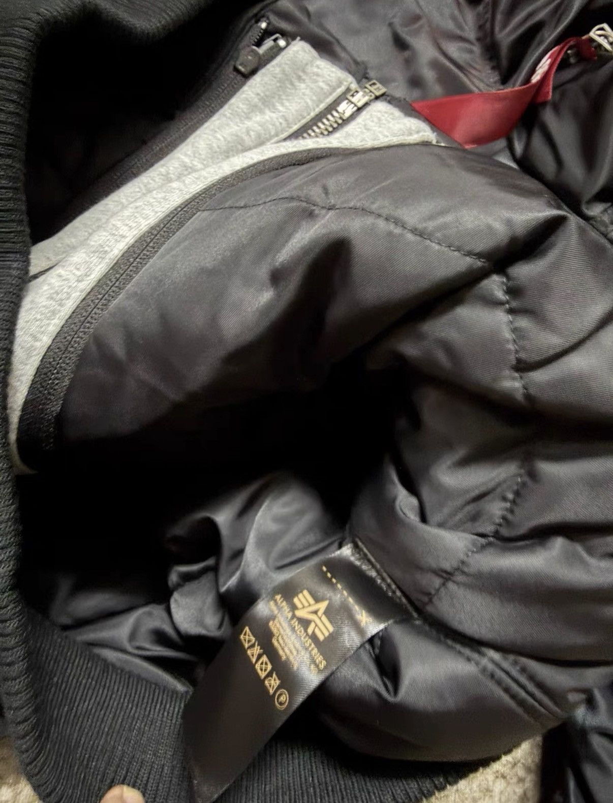 Alpha Industries Brand New Authentic ALPHA INDUSTRIES MA-1 Bomber Jacket Size US M / EU 48-50 / 2 - 5 Thumbnail