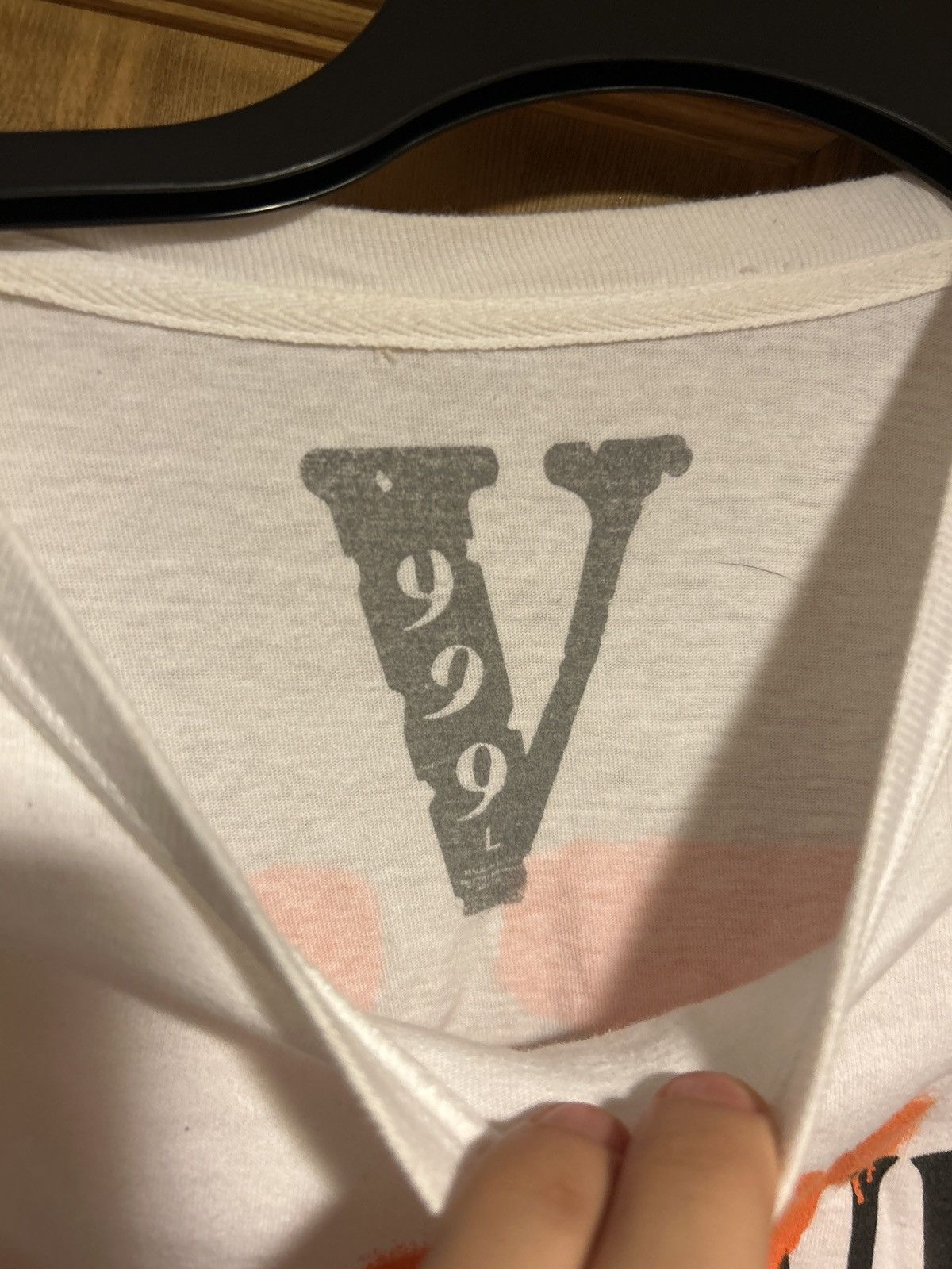 Vlone Juice WRLD Vlone Colab Size US L / EU 52-54 / 3 - 1 Thumbnail