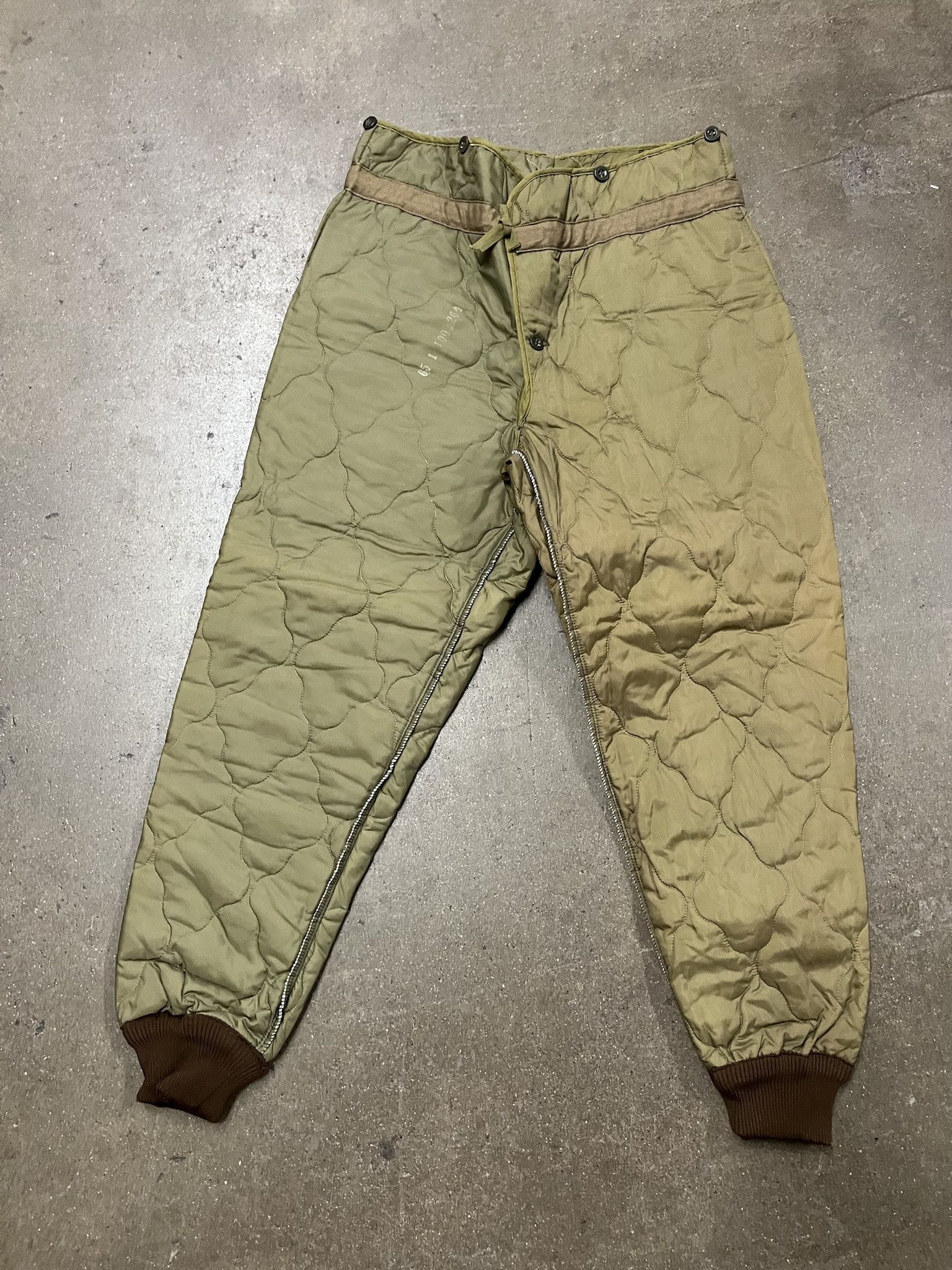 Vintage Vitnage Military Thermal Quilted Pant Liners Size 34 Size US 34 / EU 50 - 1 Thumbnail